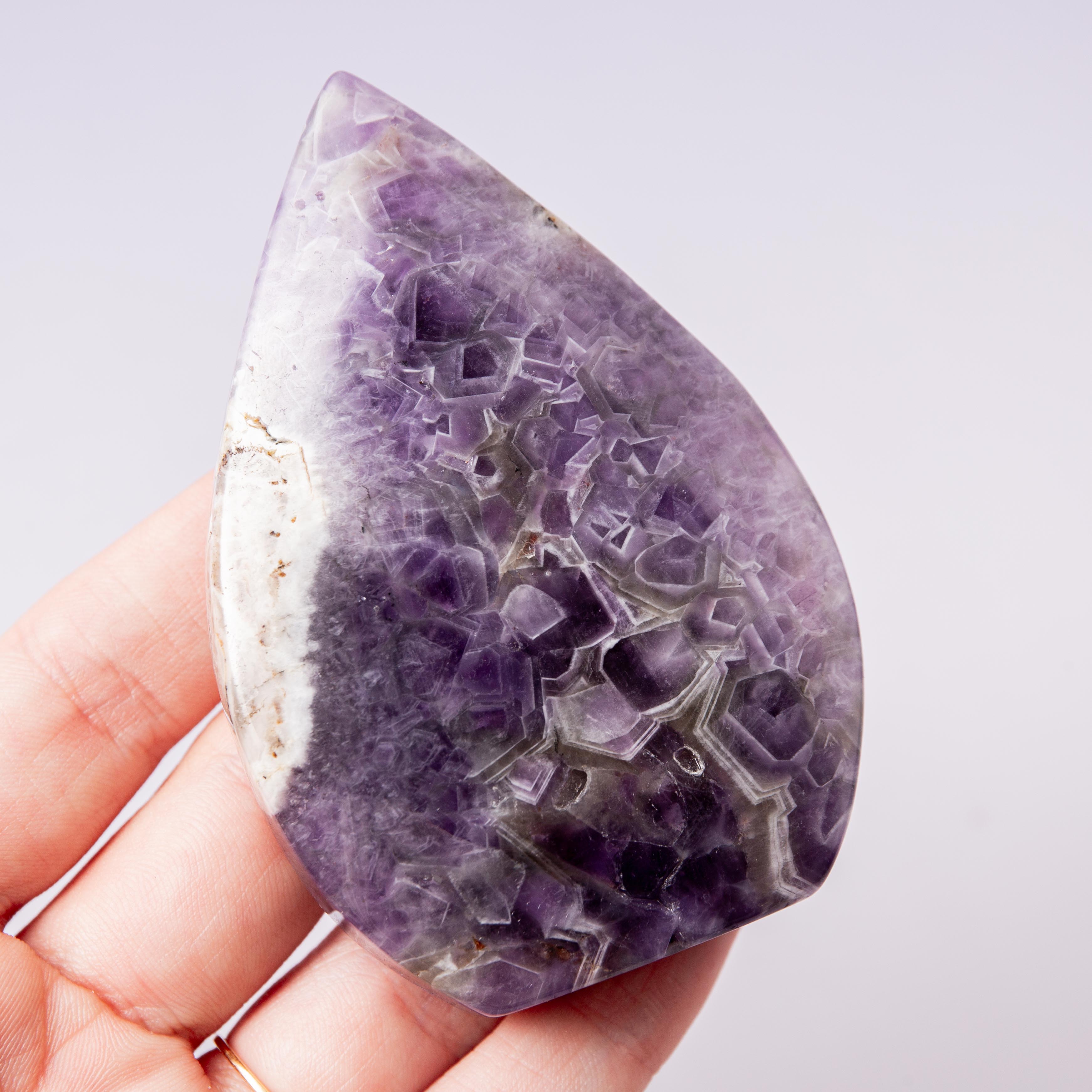 Chevron Amethyst Deco - 111g/8cm (B)