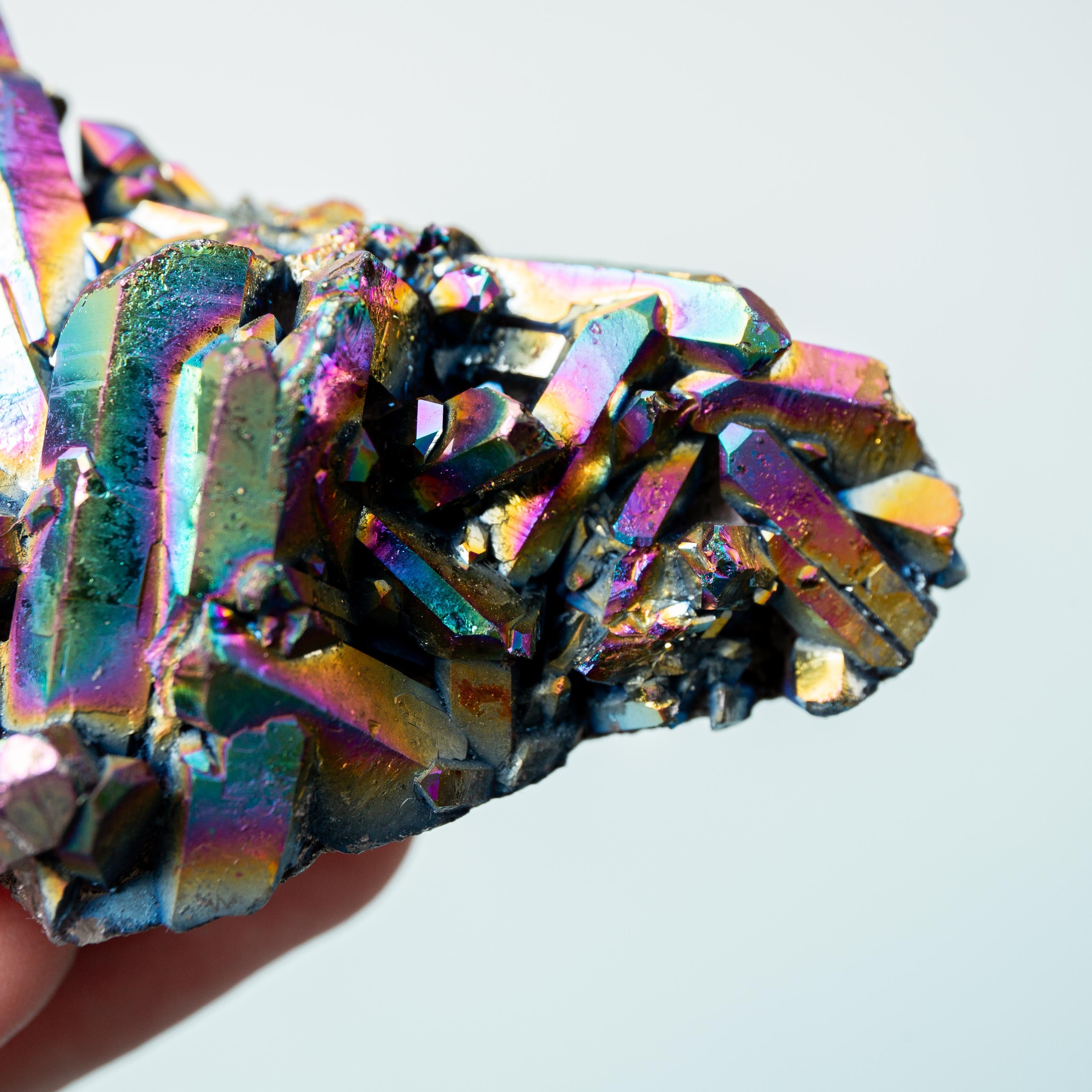 Titanium Aura Quartz - 71g/7cm (B)