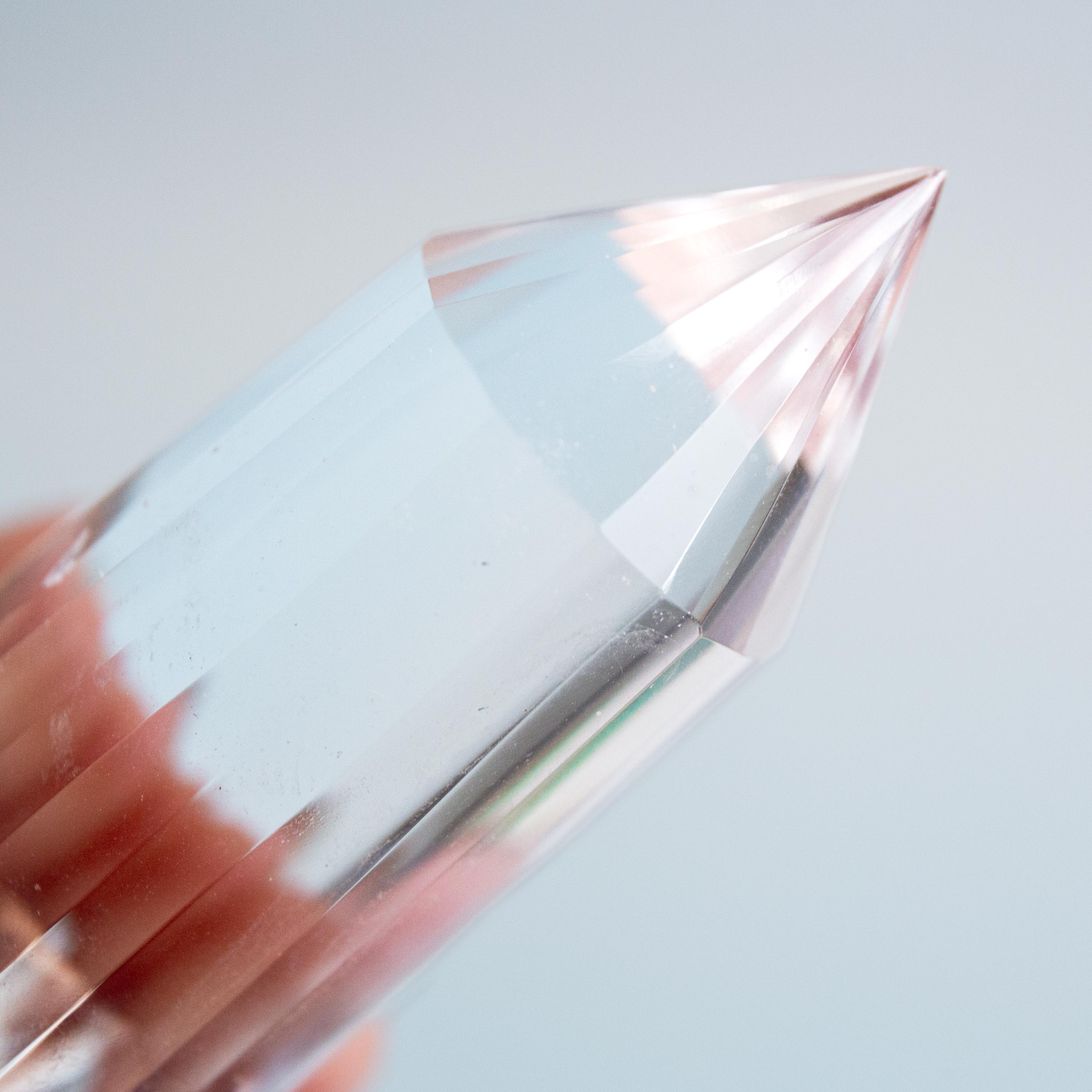 Clear Quartz Vogel - 6cm/31g (A)