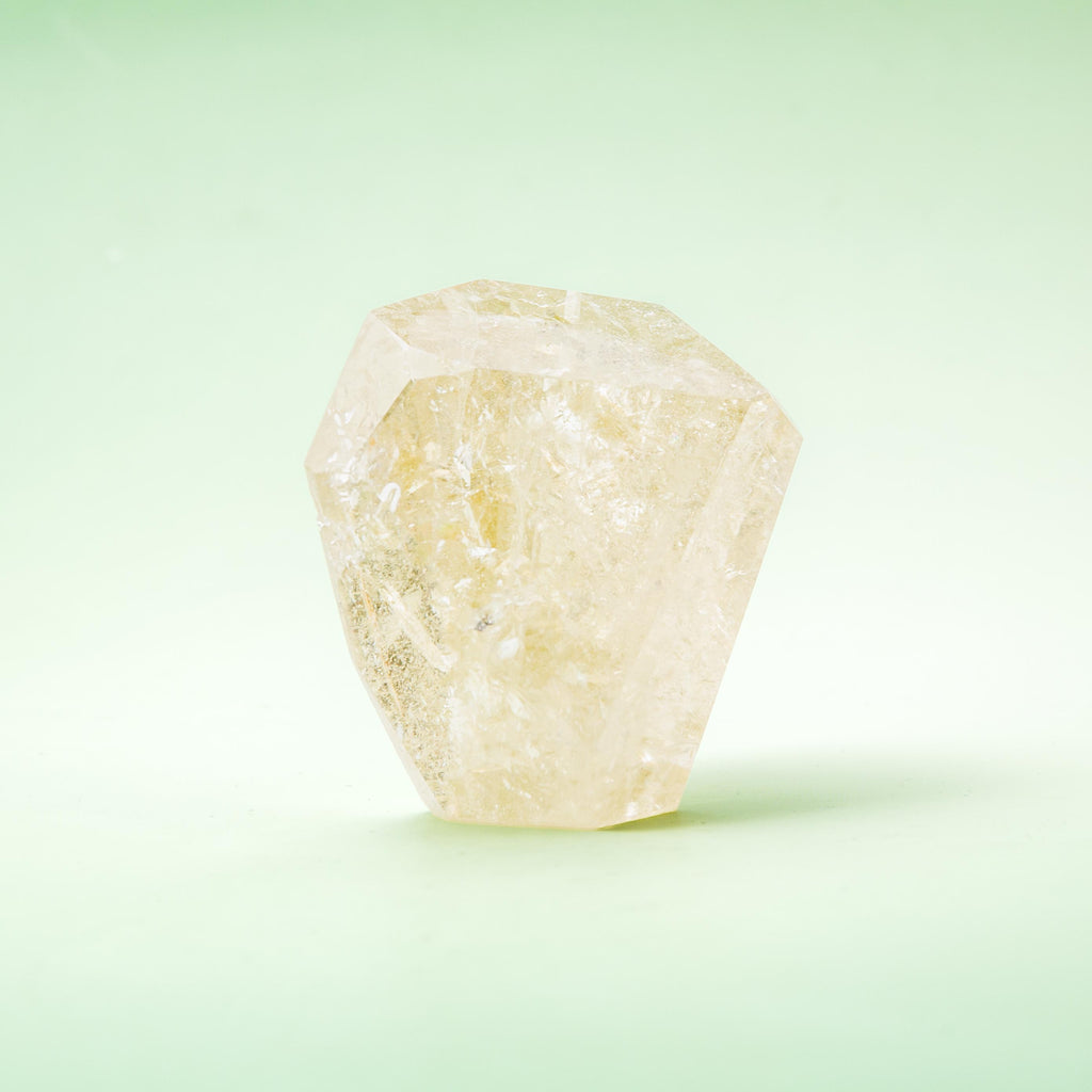 Lemon Quartz Crystal - 5 cm 215 gr (A)