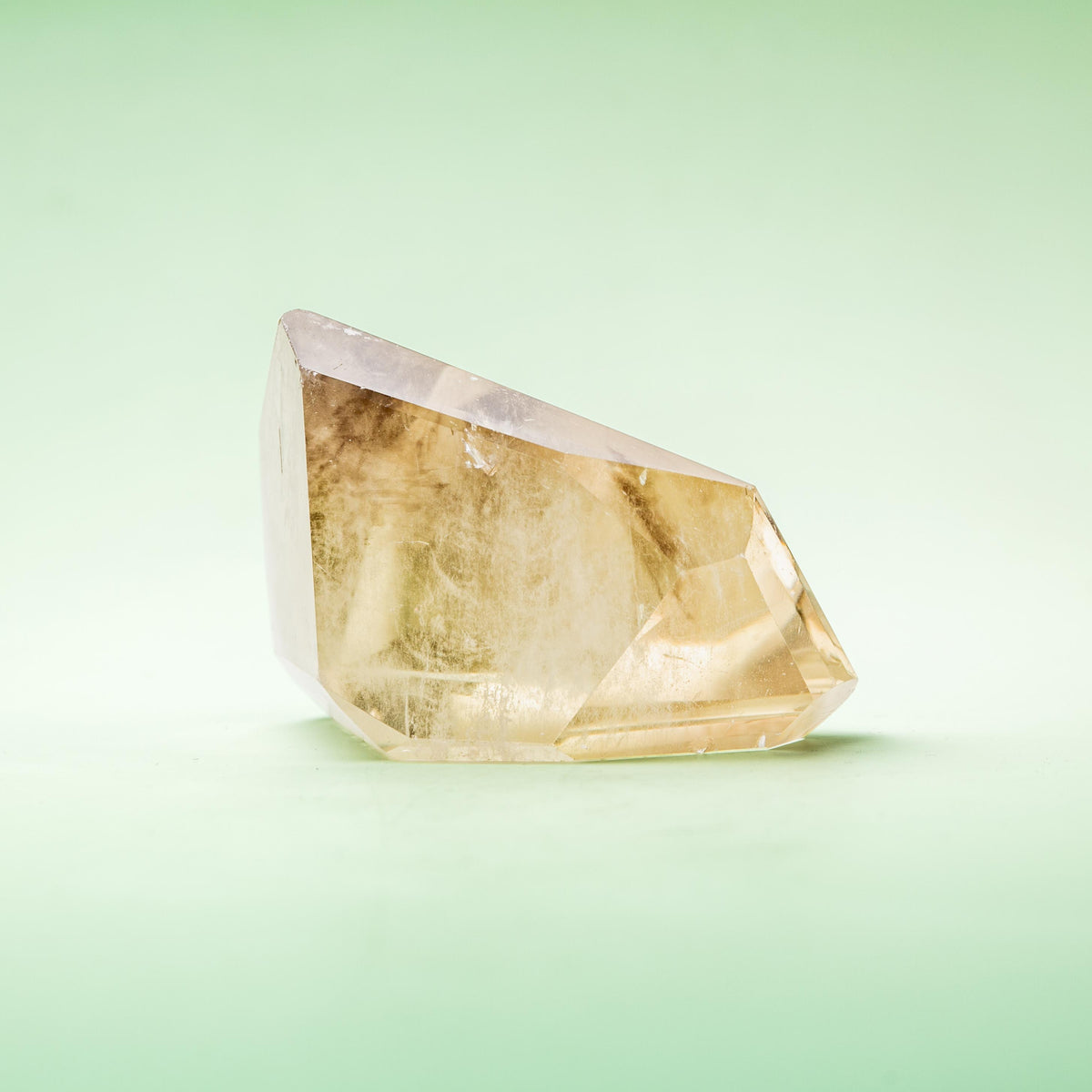 Lemon Quartz Crystal - 7 cm 229 gr (B)