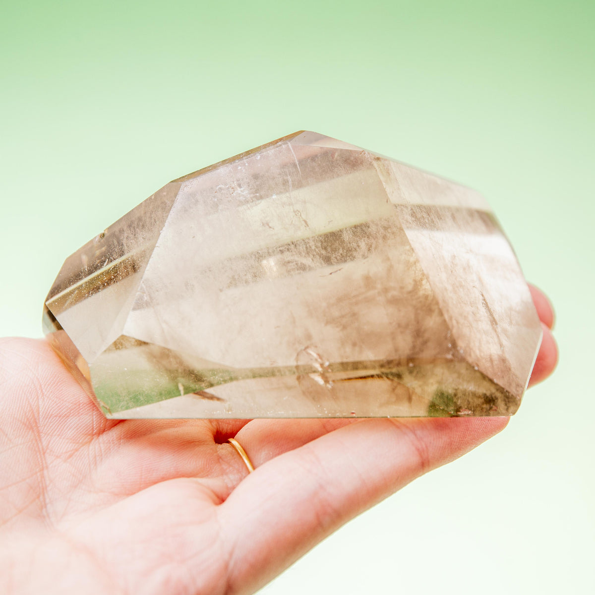Lemon Quartz Crystal - 7 cm 229 gr (B)