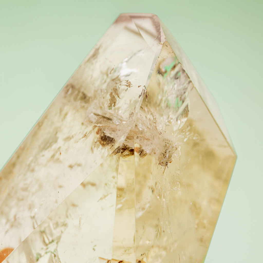 Lemon Quartz Crystal - 7 cm 283 gr (C)