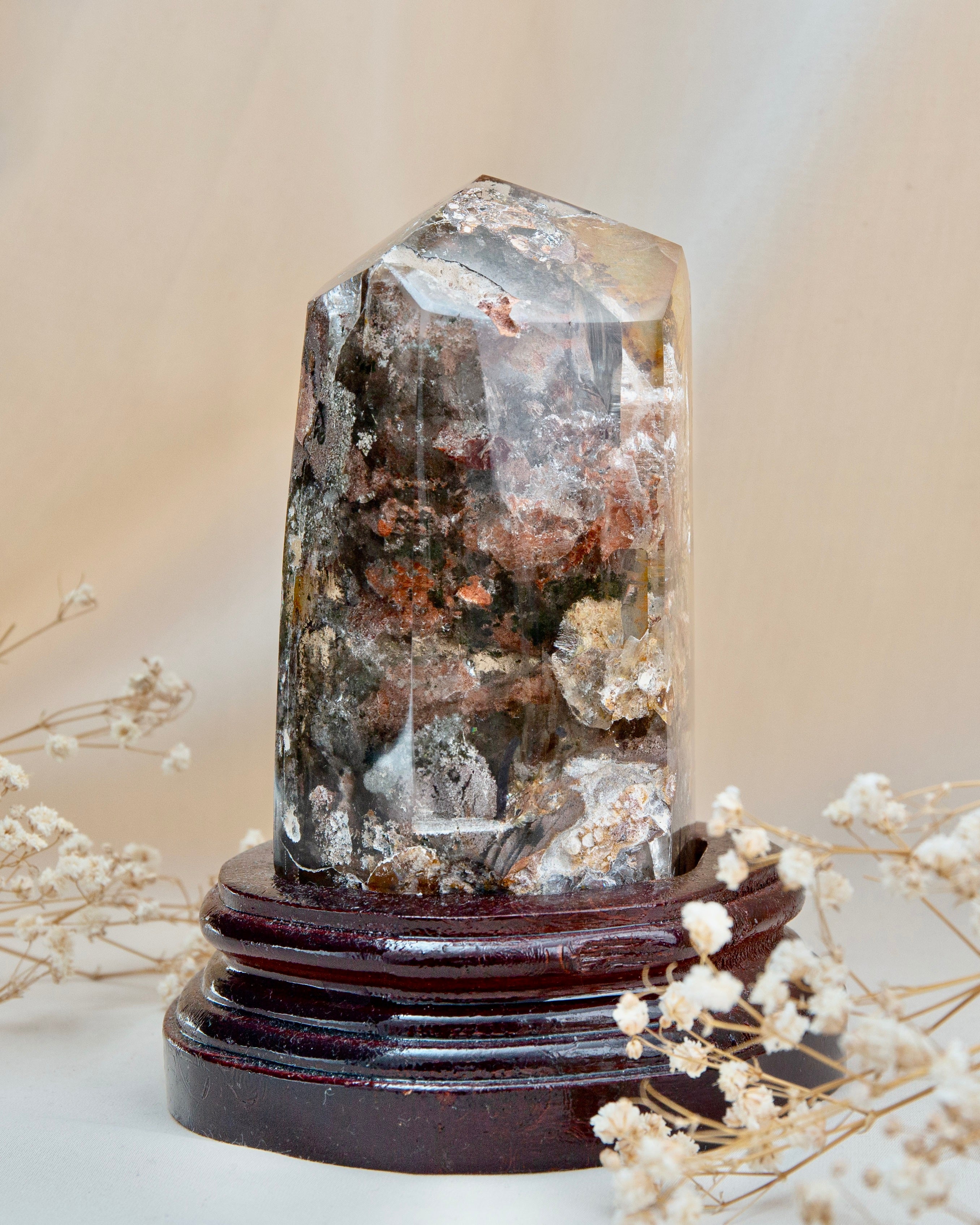 Lodolite on Wooden Stand