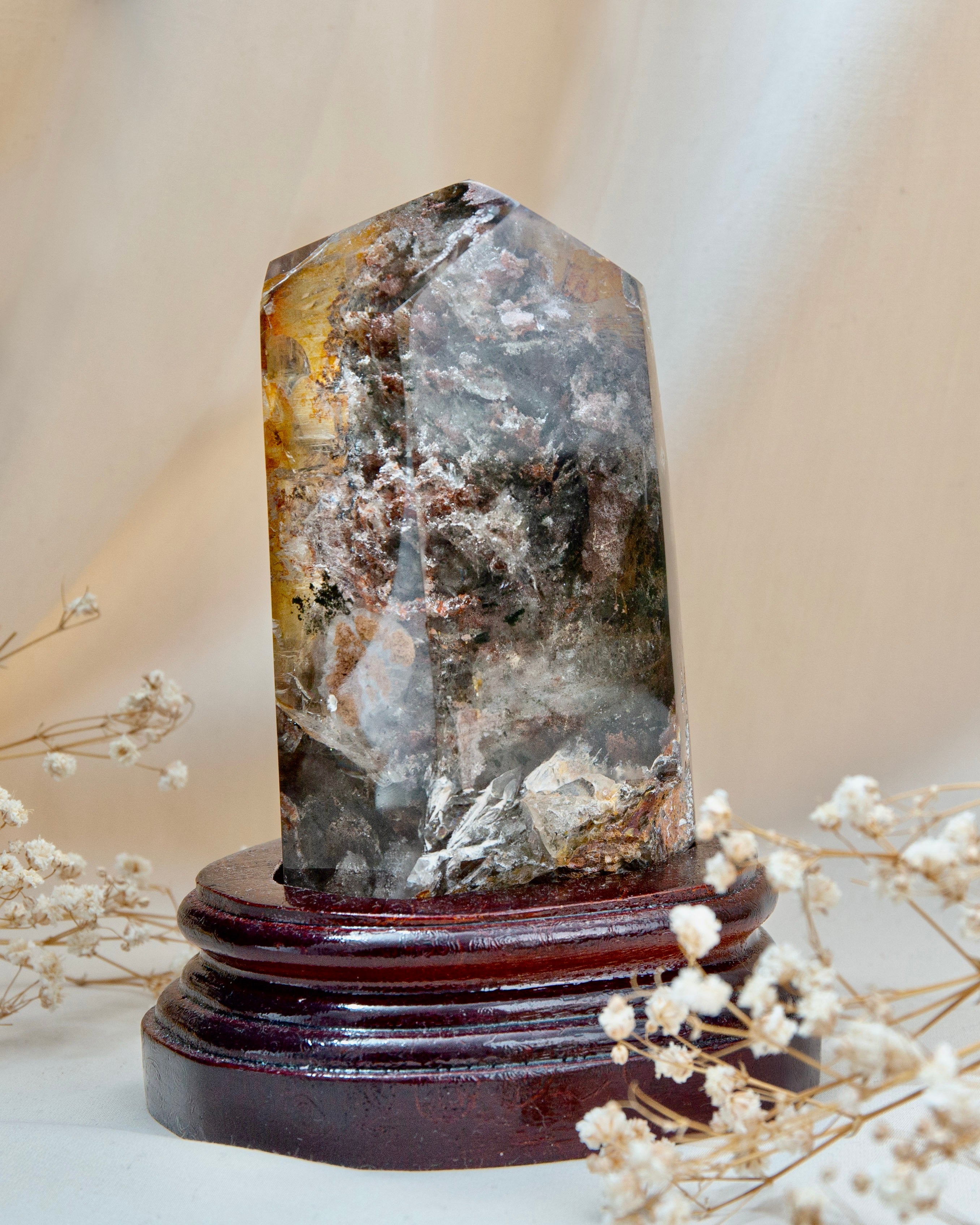 Lodolite on Wooden Stand