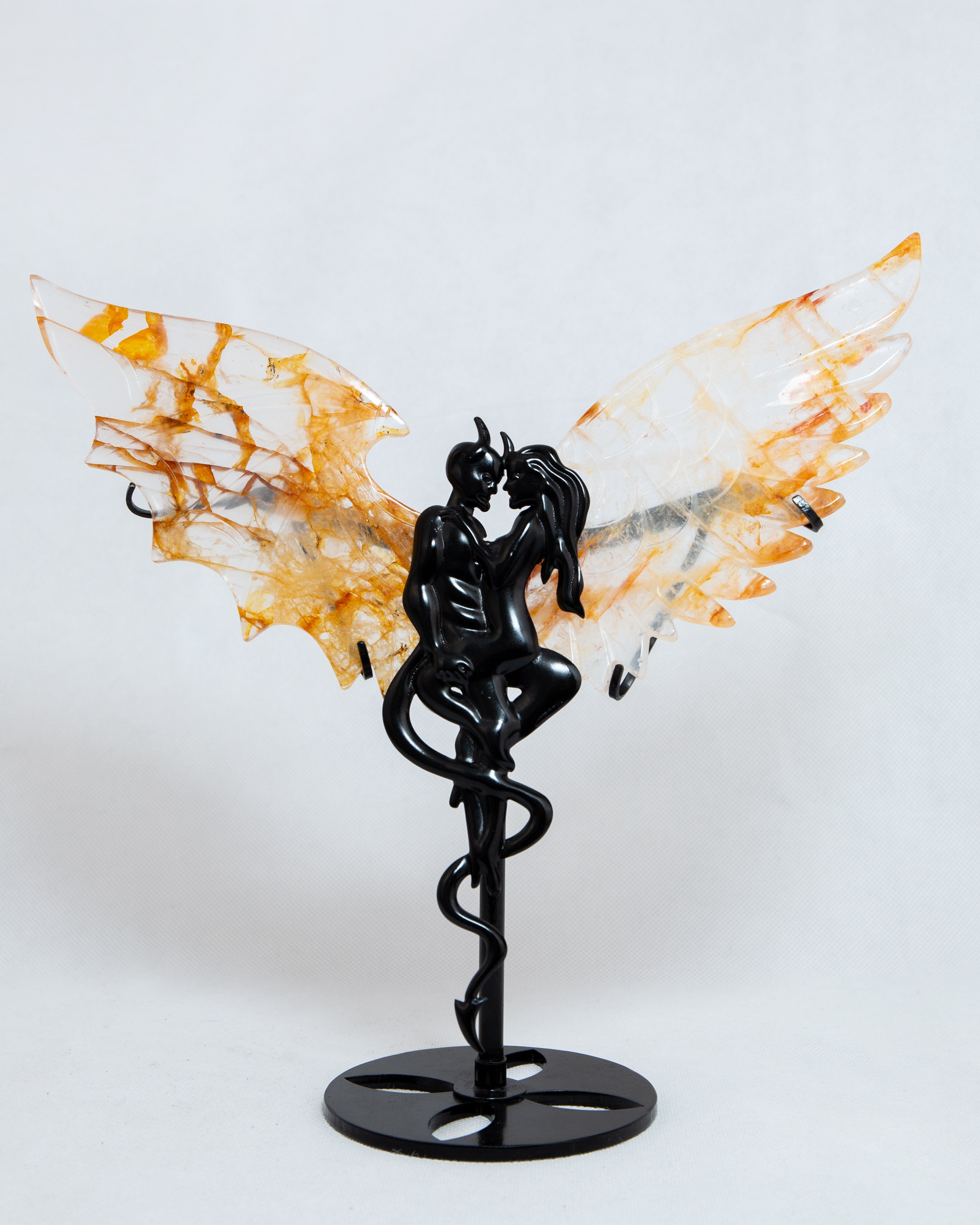 "Devil & Lover" Fémszobor Golden Healer Szárnyakkal (Hematoid Kvarc)