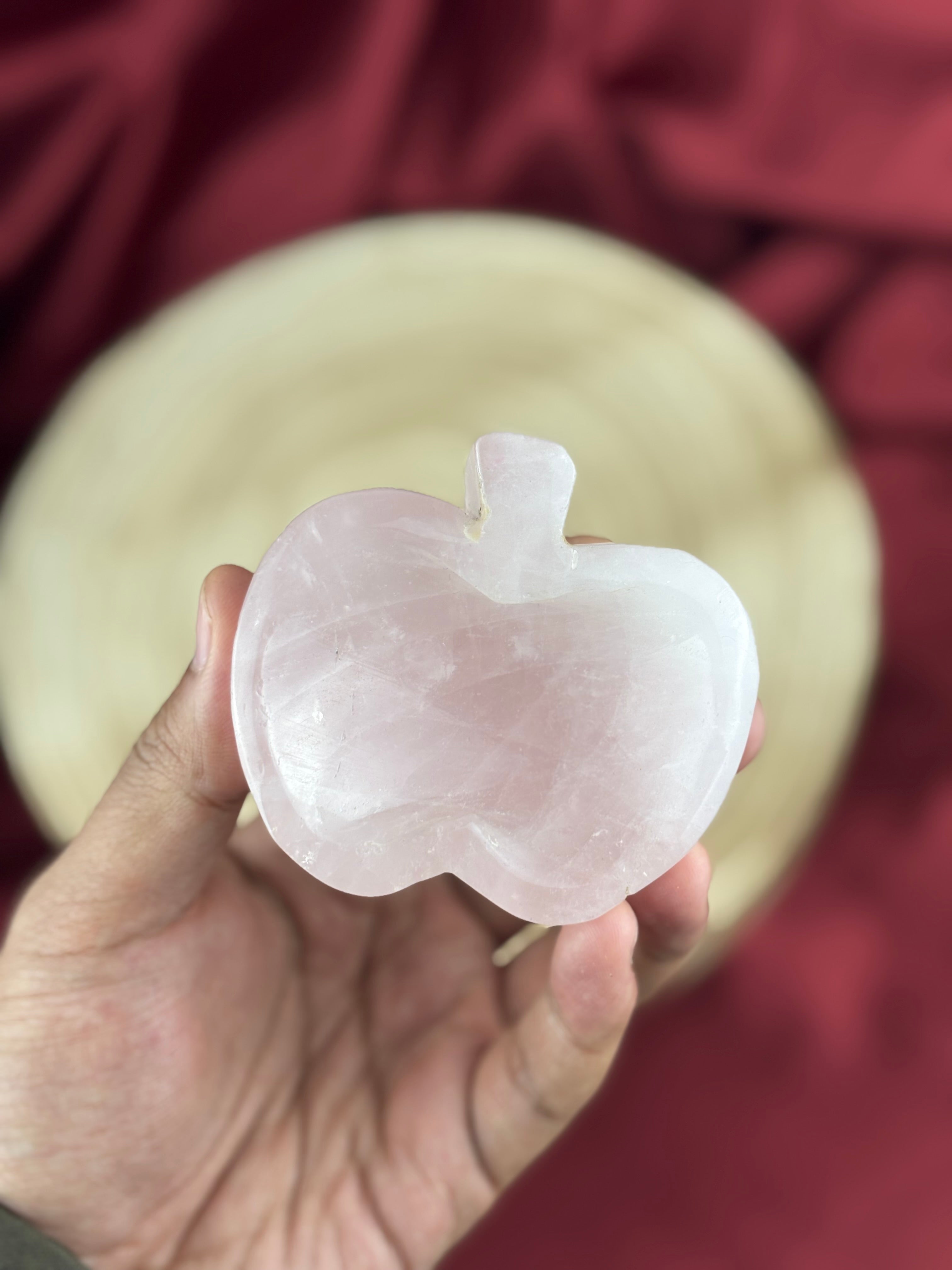 Rózsakvarc faragás E