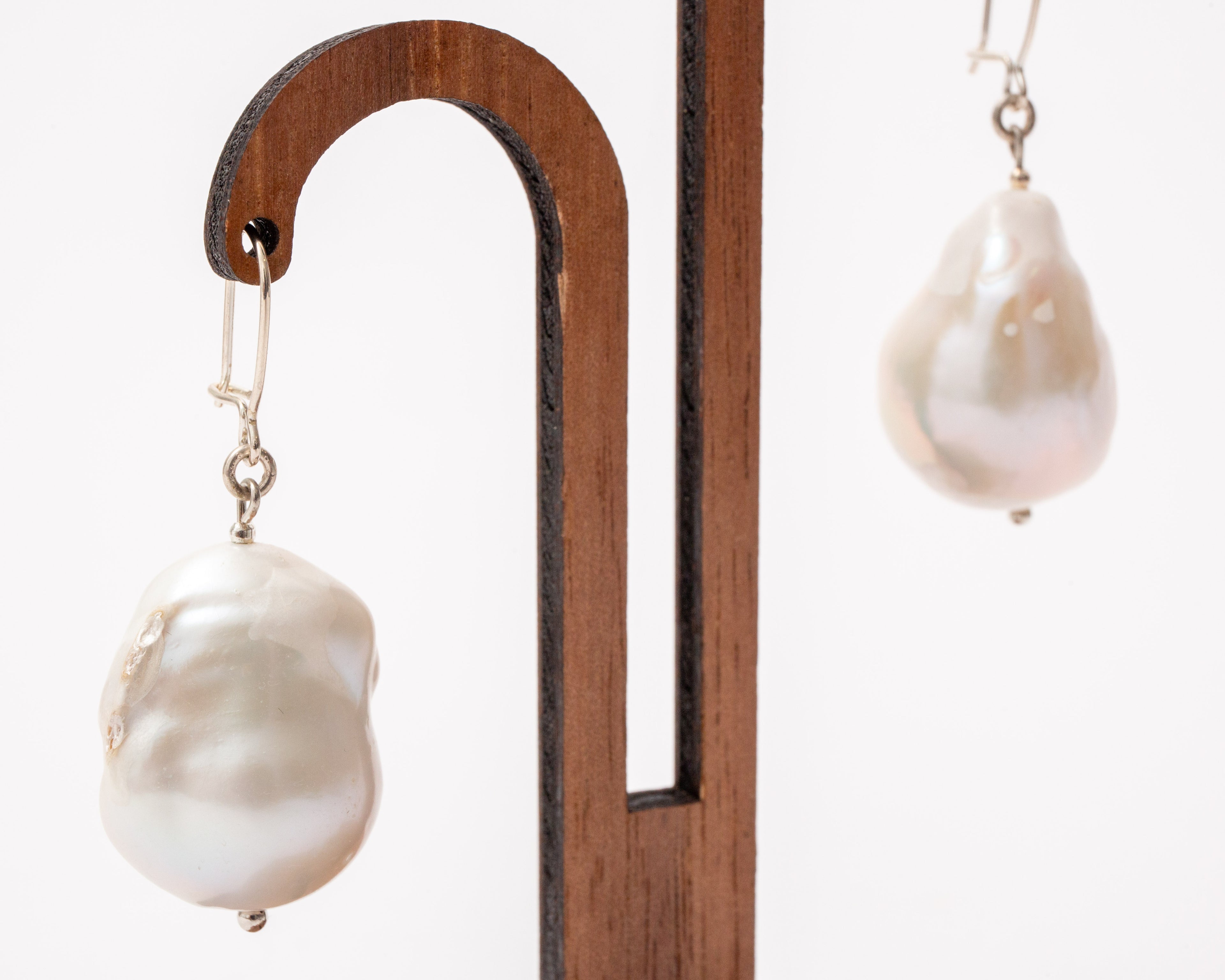Pearl Earring - 20g