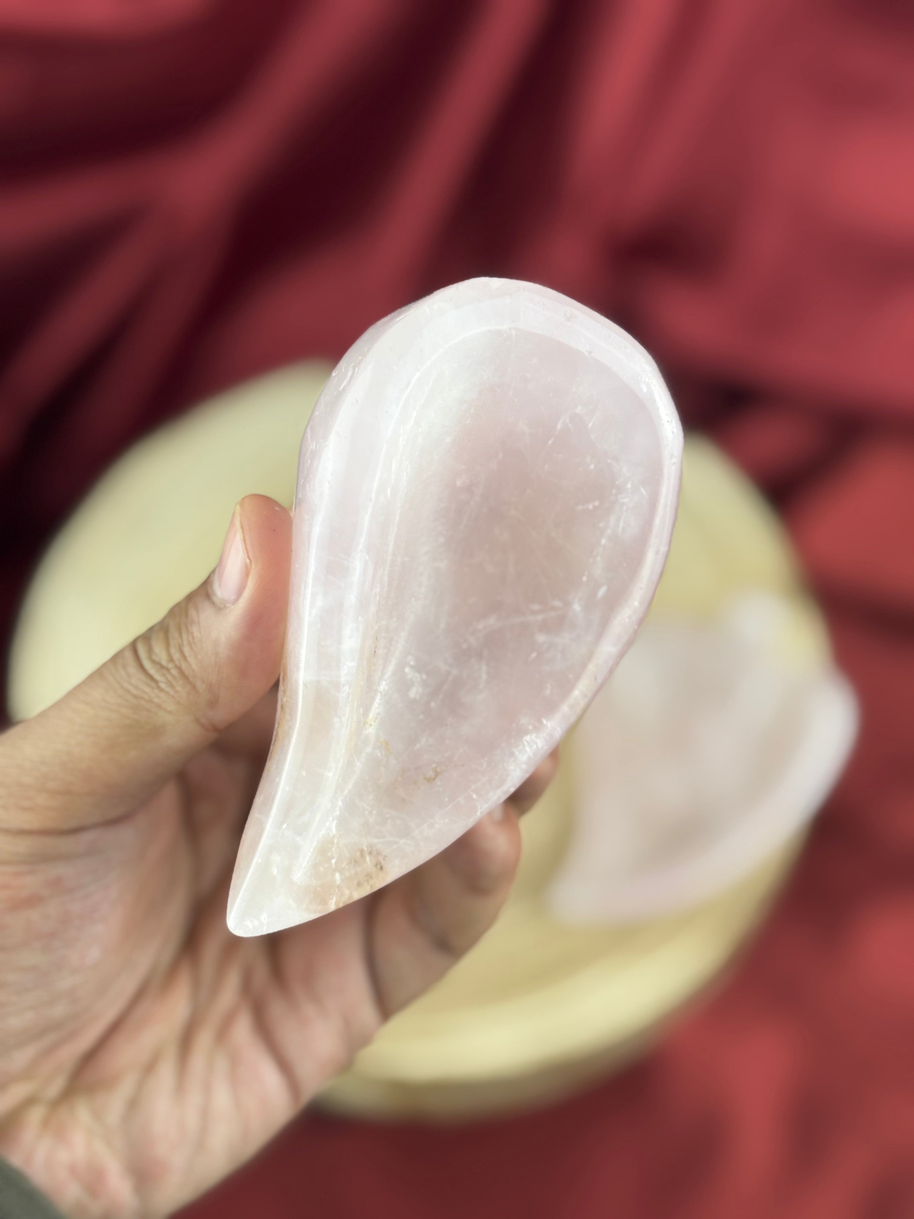 Rózsakvarc faragás B