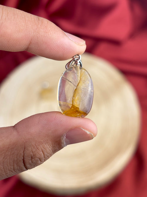 Arany gyógyító medál A