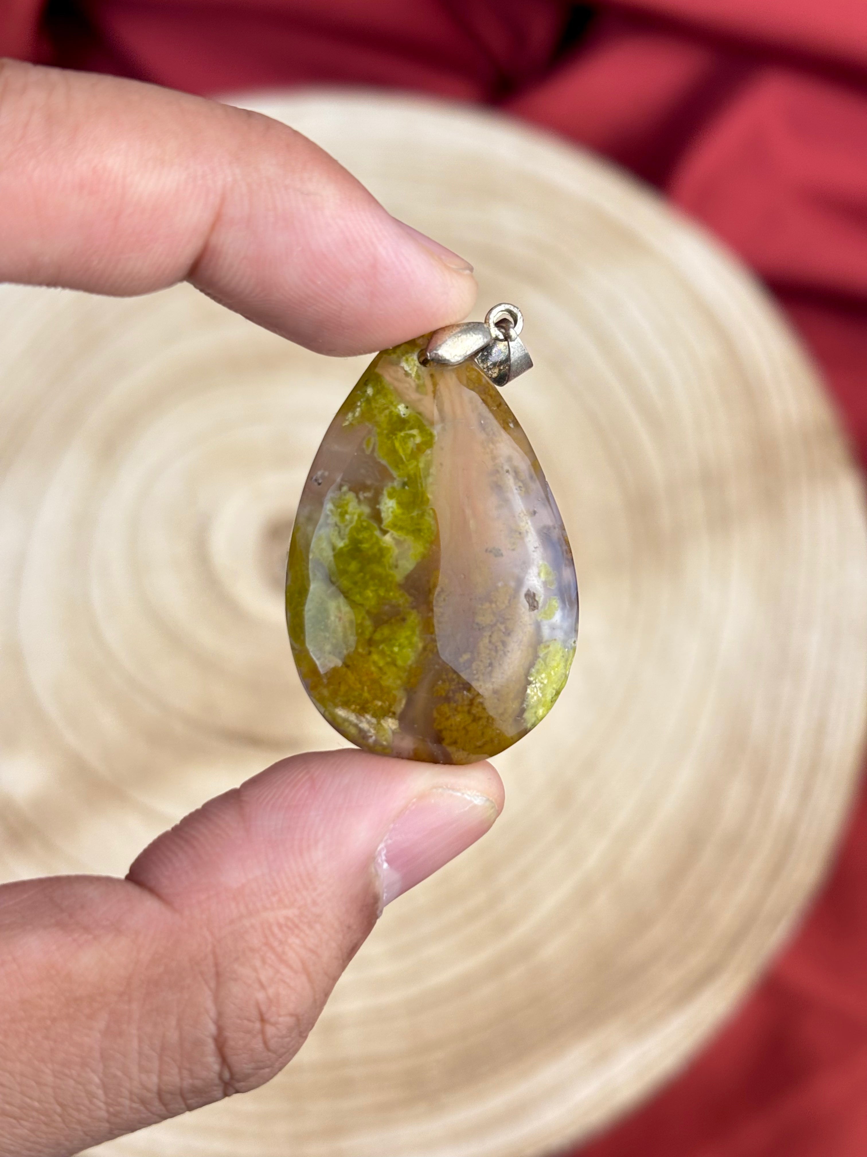 Zöld opál medál (3cm/14g)