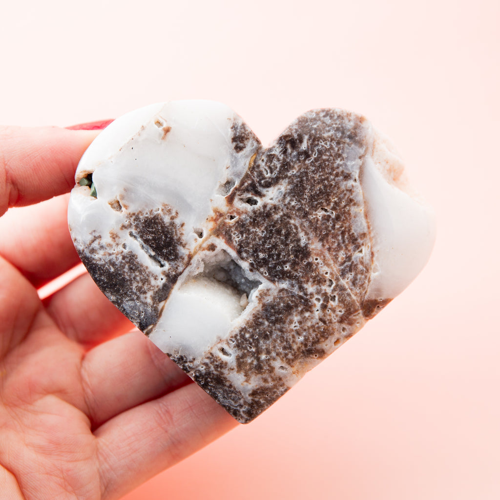 Quartzite Heart- 7.5cm/H12A
