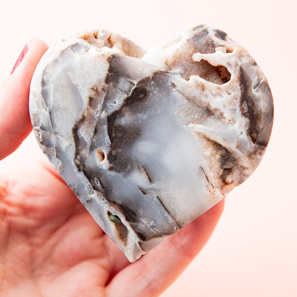 Quartzite Heart- 8cm/H12C