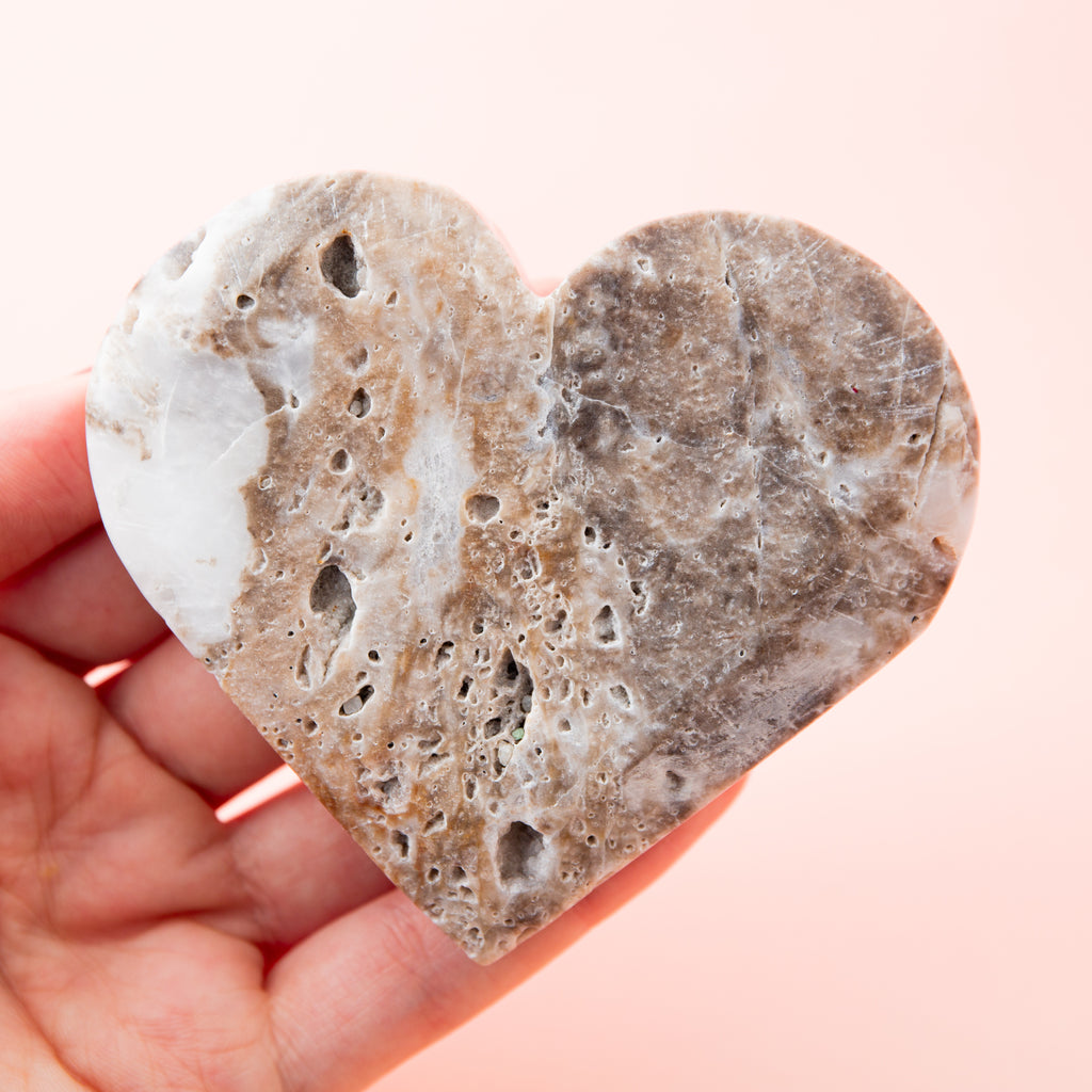 Quartzite Heart- 8cm/H12D