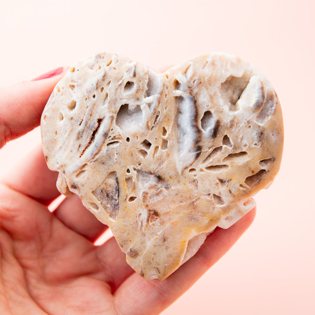 Quartzite Heart- 7cm/H12E