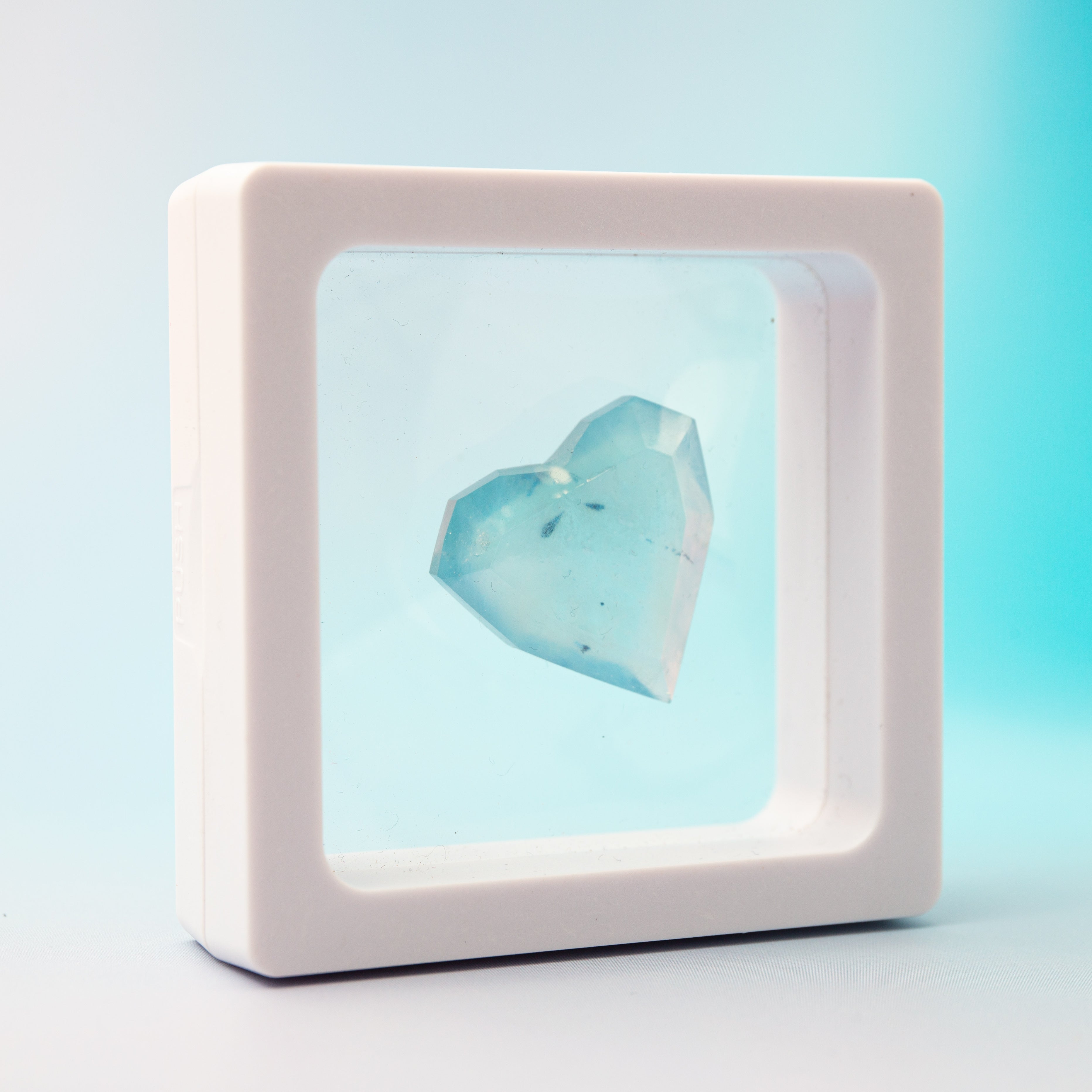 Aquamarine Heart - 9g