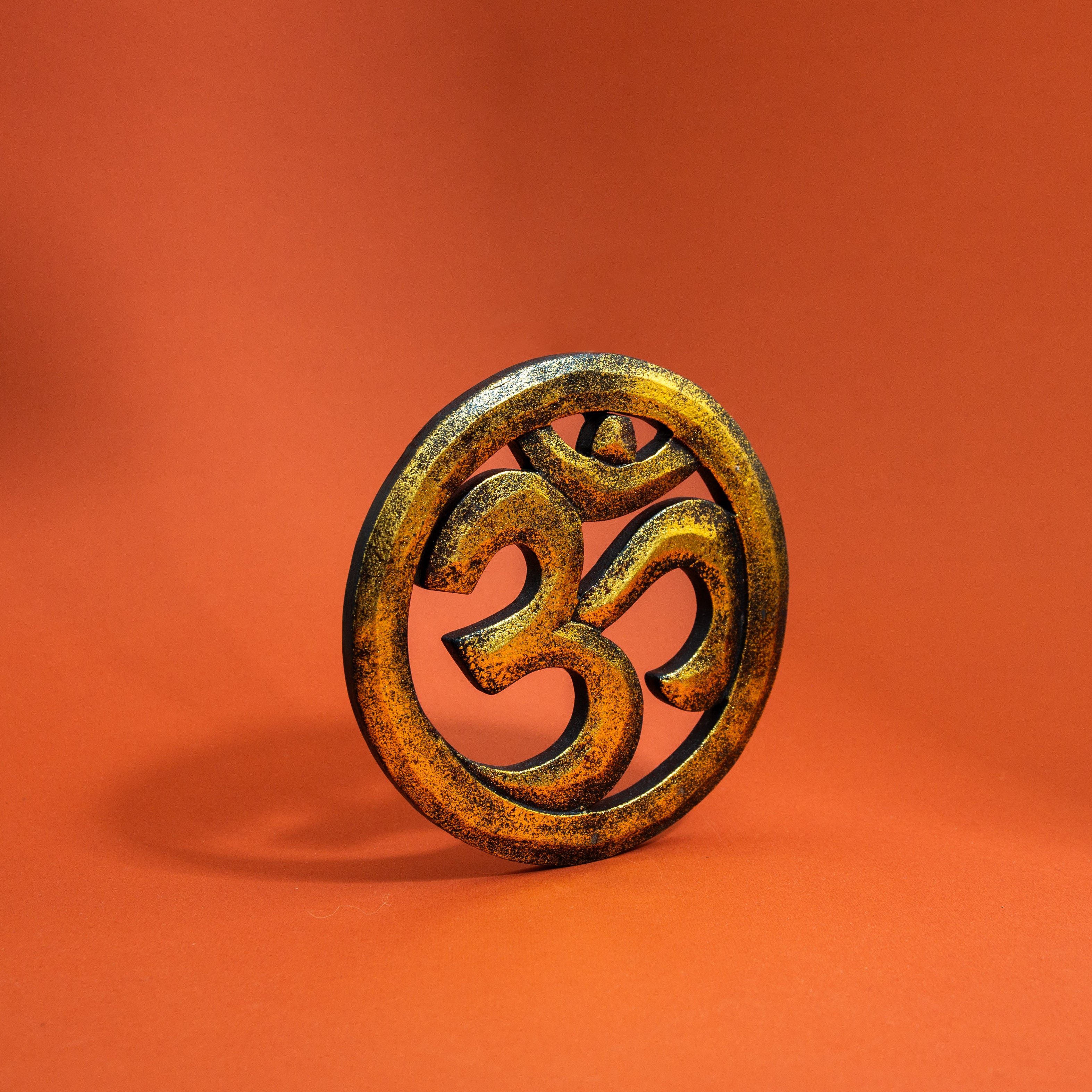 Om Symbol – Wooden Wall Hanging 15cm/1cm-Gold