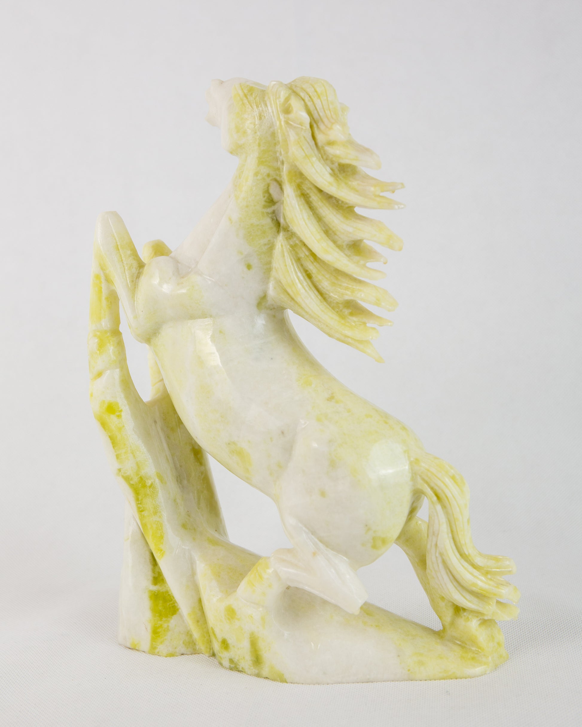 Ló Faragvány Szerpentinből / Horse Carving – Serpentine