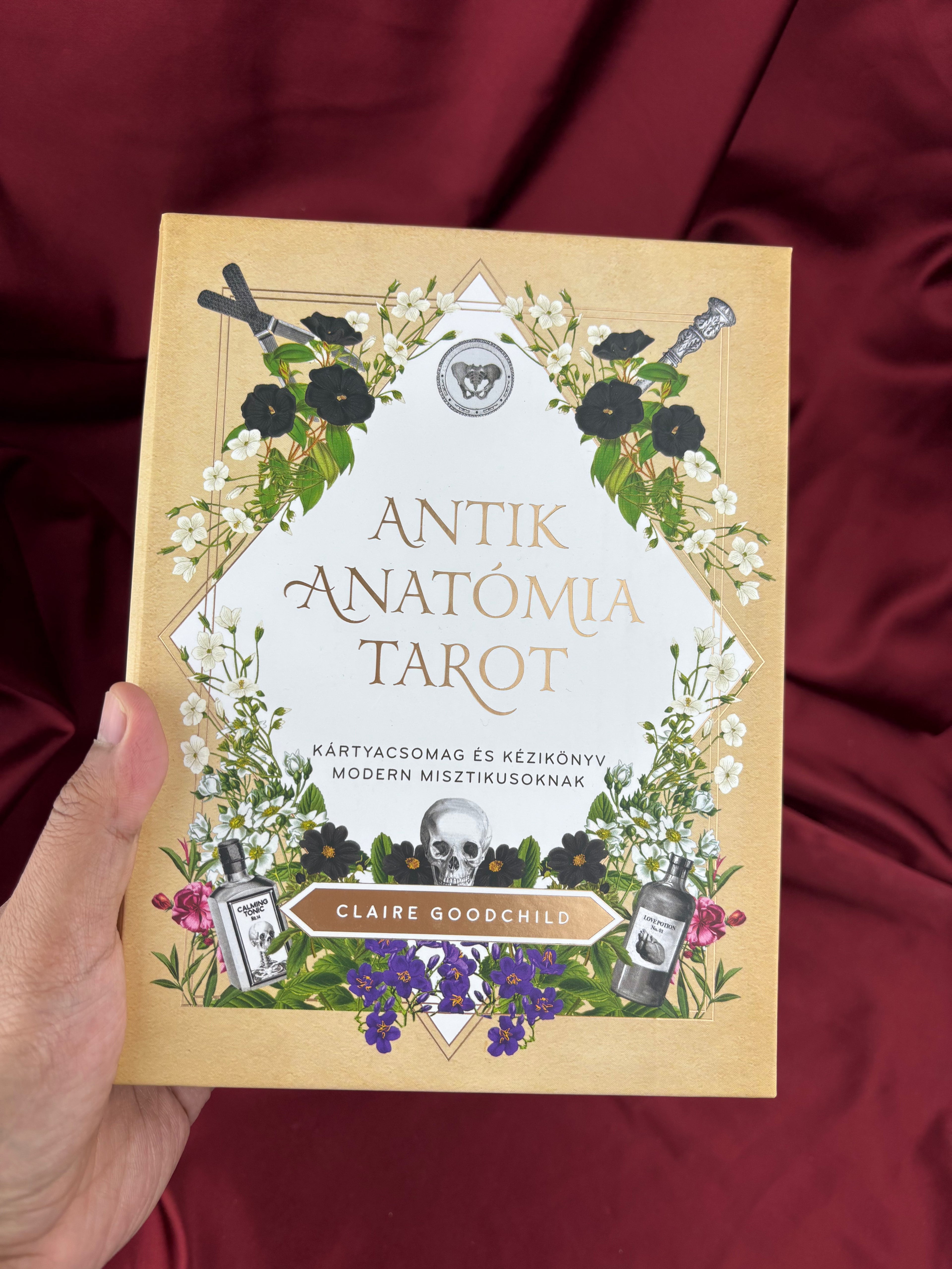 Antik anatómia tarot - Kártyacsomag és kézikönyv modern misztikusoknak