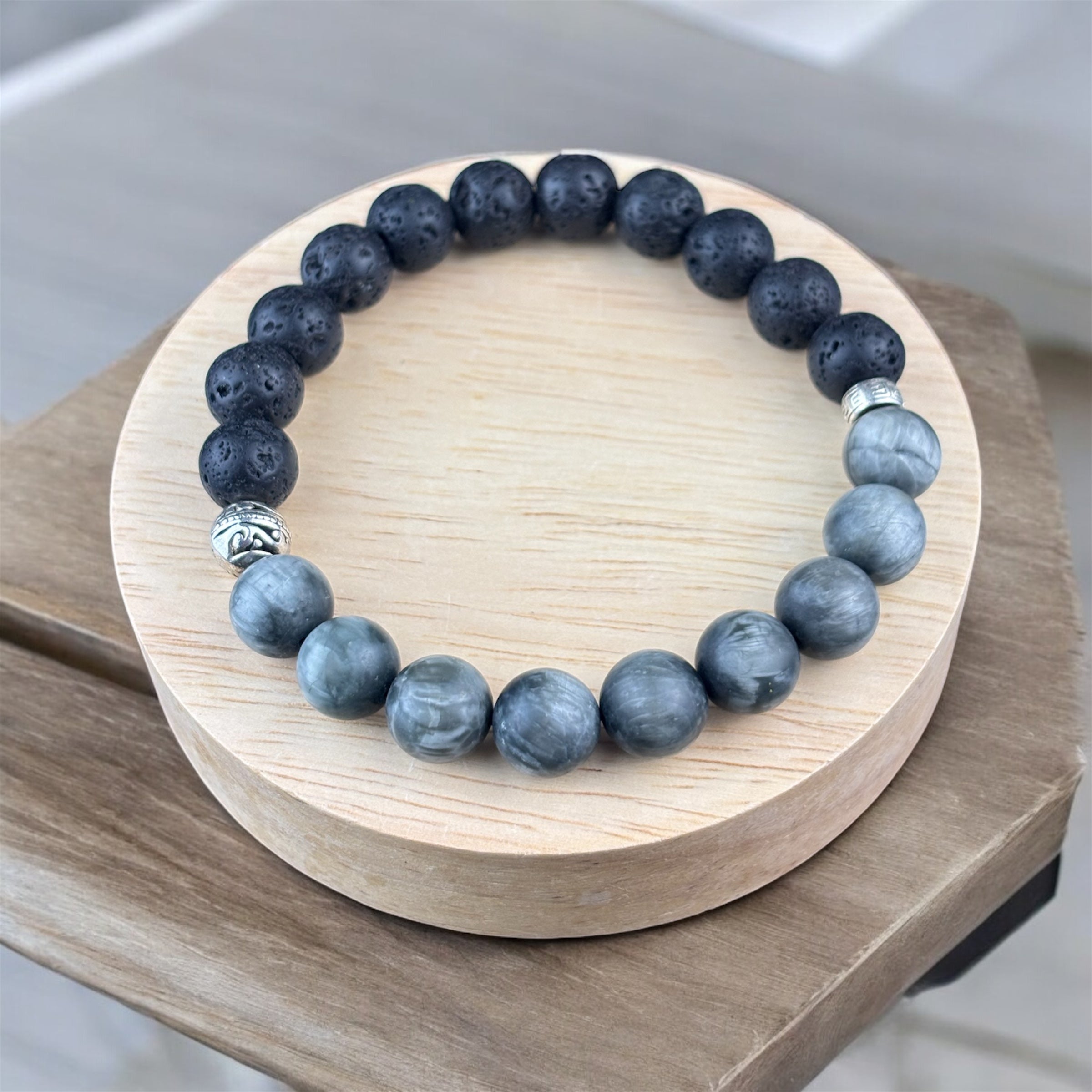 Sas Szem & Lávakő Karkötő 10mm (Matt)