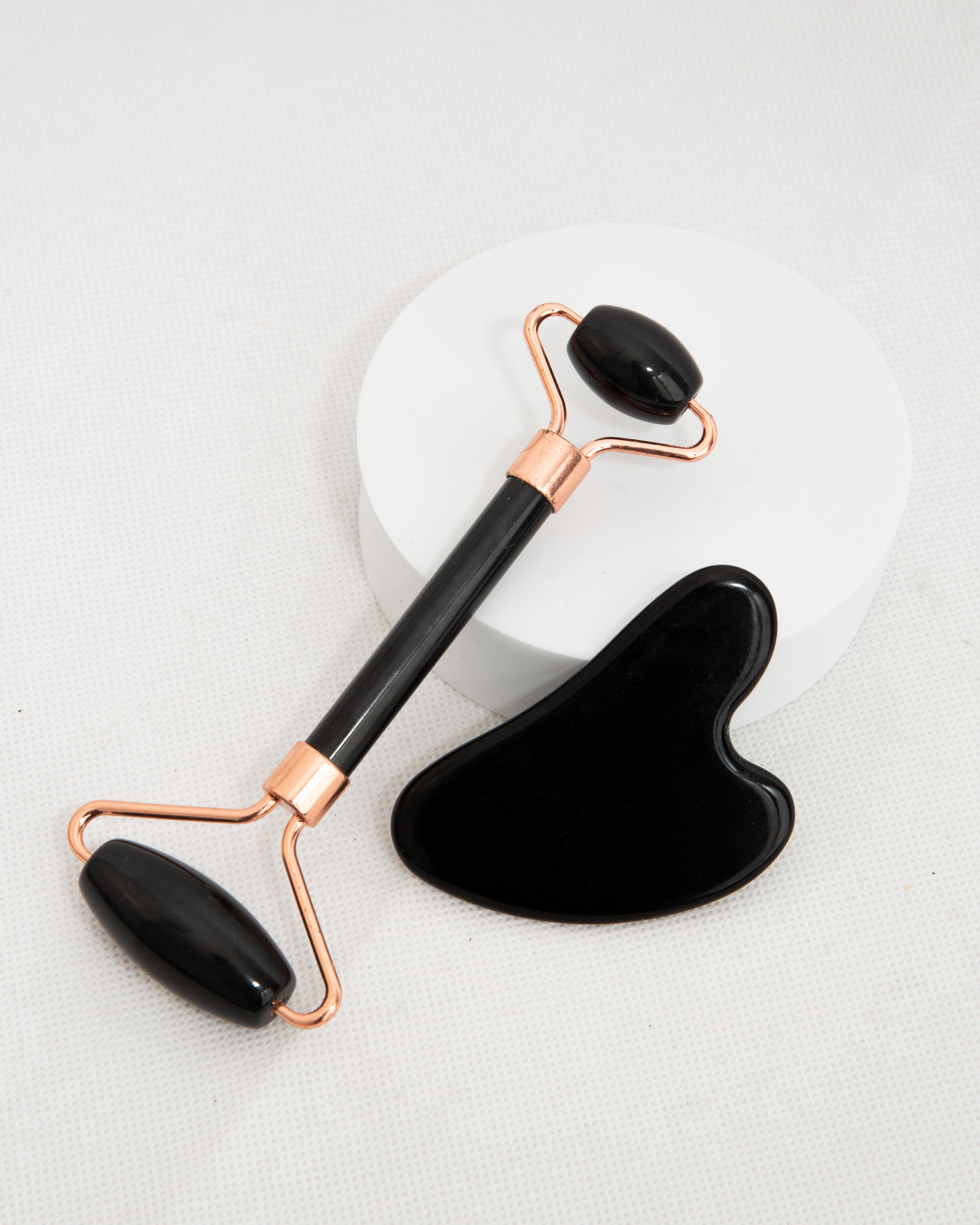 Anti-Aging Facial Massage Gift Set (Kristály Guasha és Roller) Obszidián