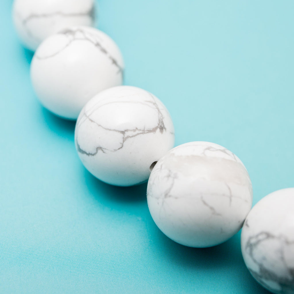 Howlite Necklace - 42cm/12mm