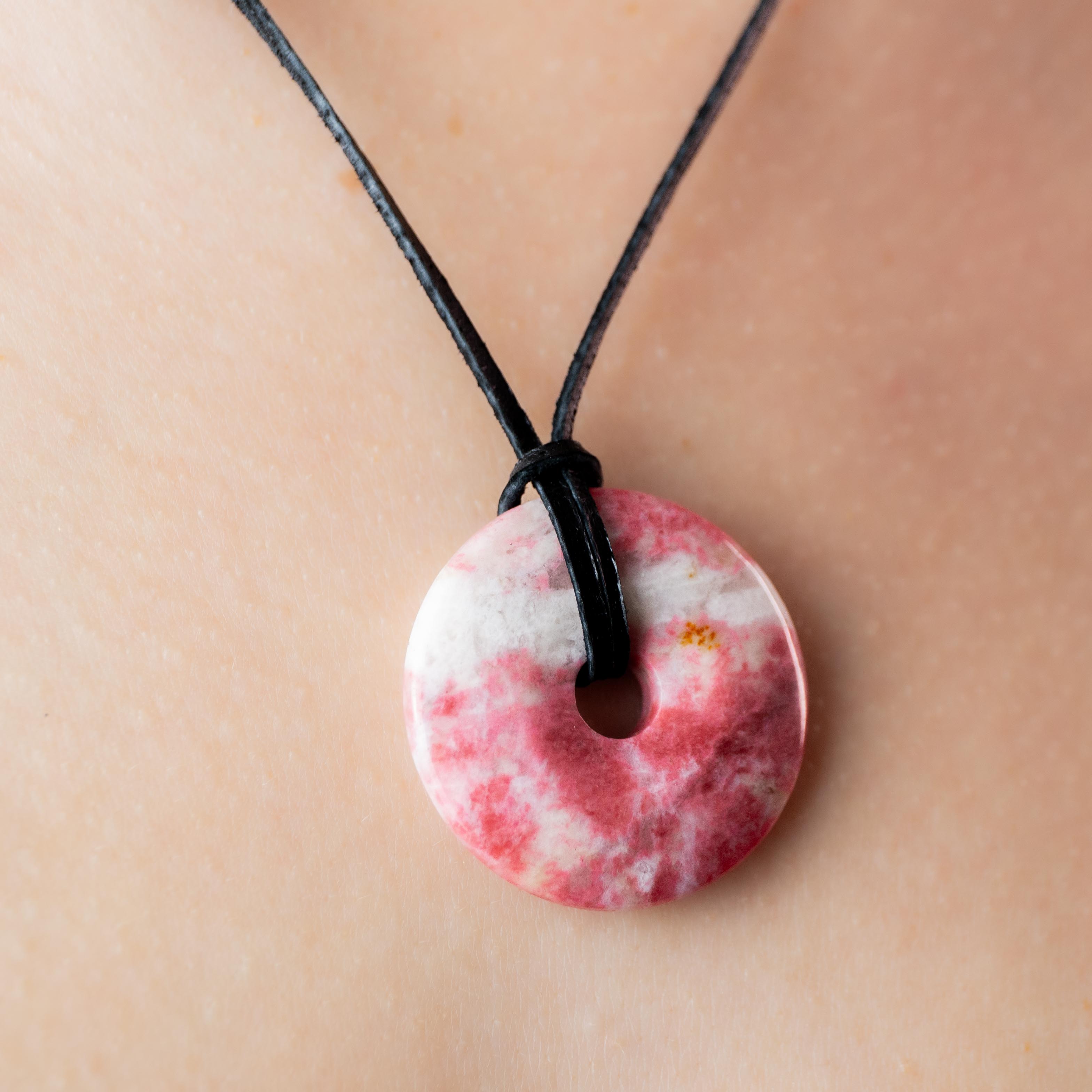 Thulite Donut Pendant - 3cm