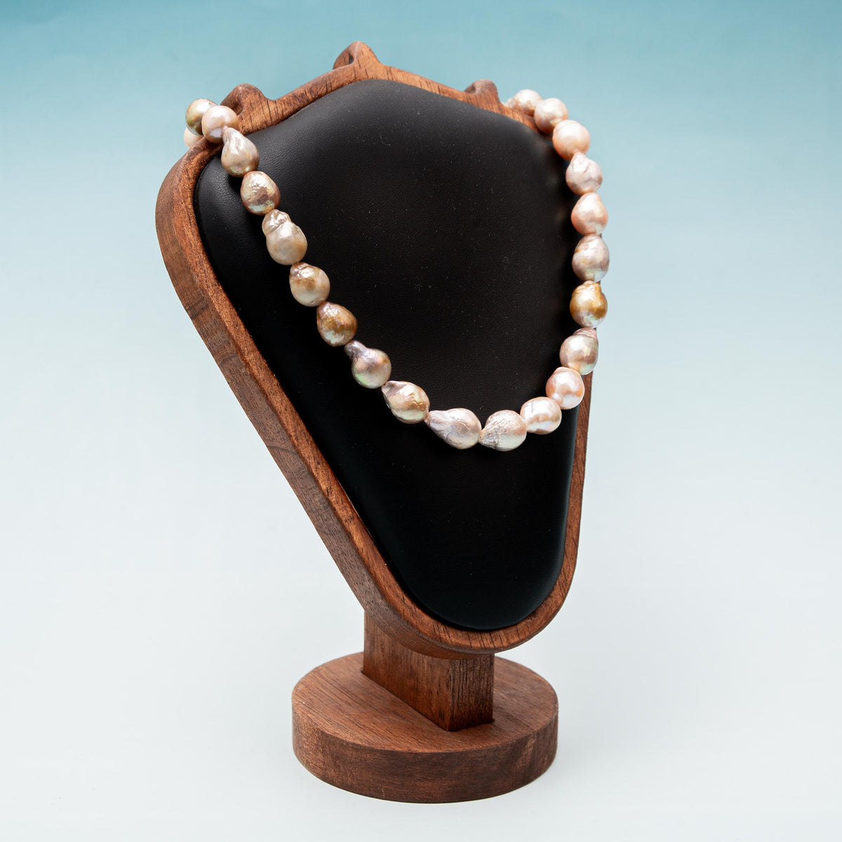 Freshwater Pearl Necklace - 20mm 51cm
