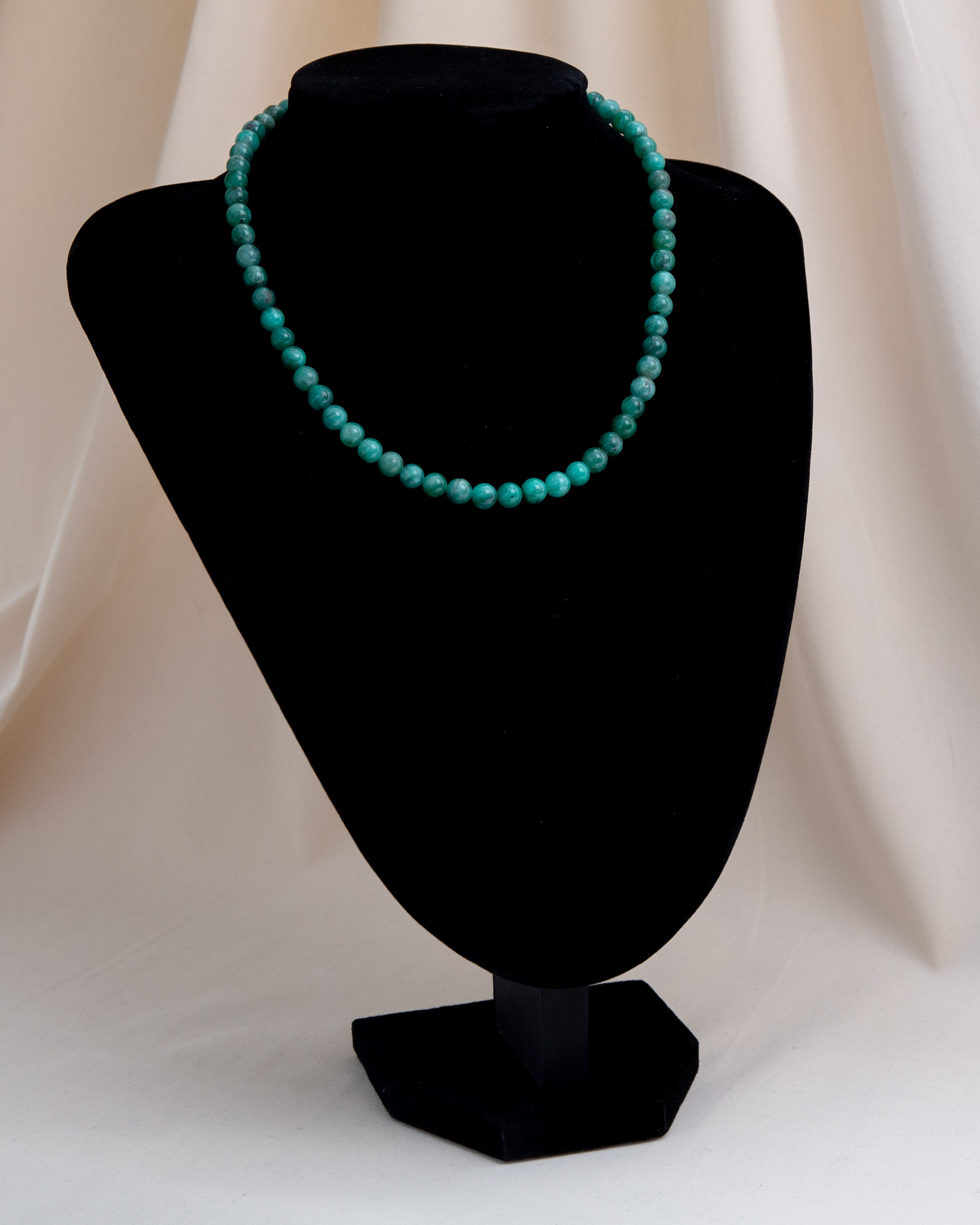 Necklace Emeral "AA" 42cm