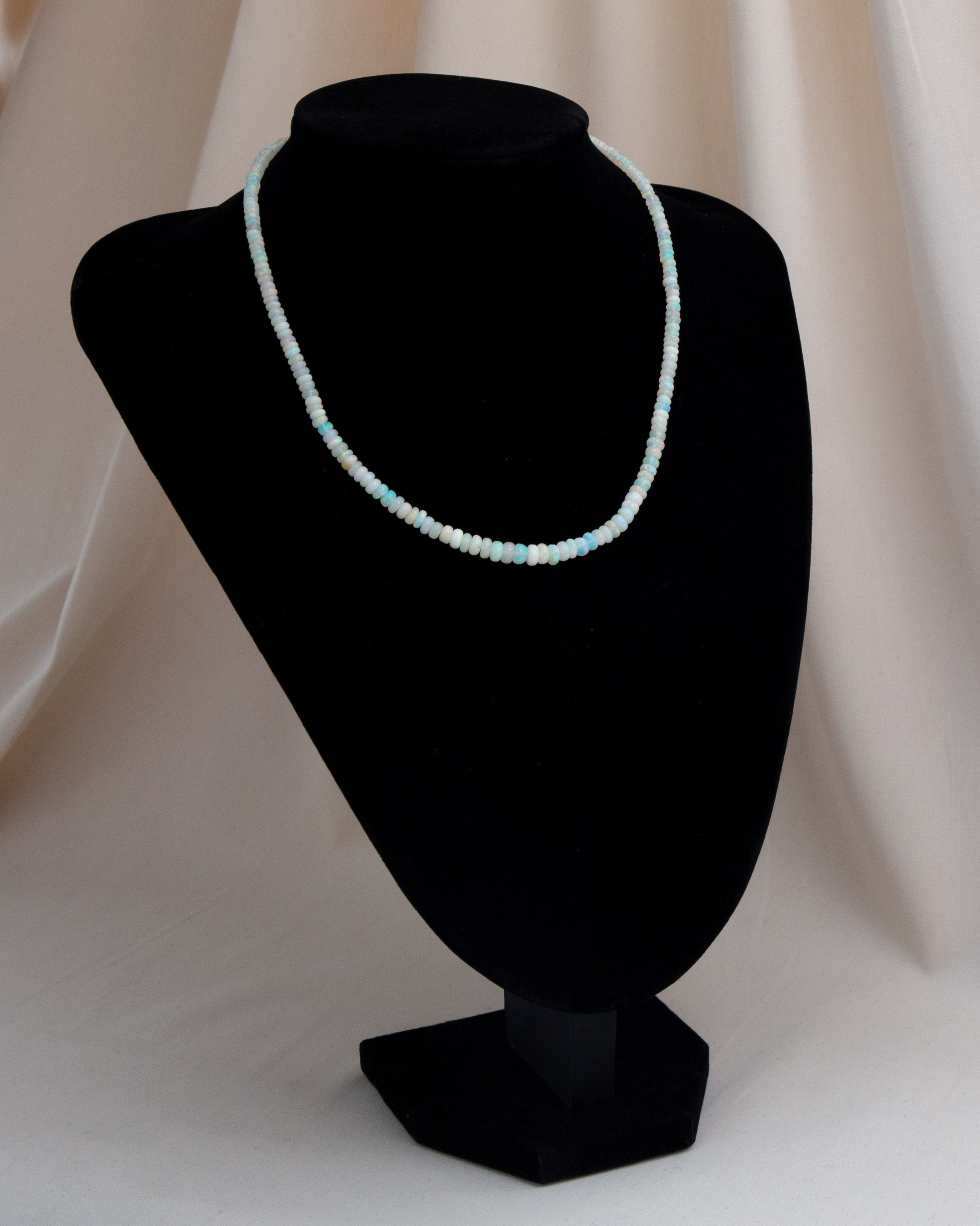 Necklace White Opal - 45cm