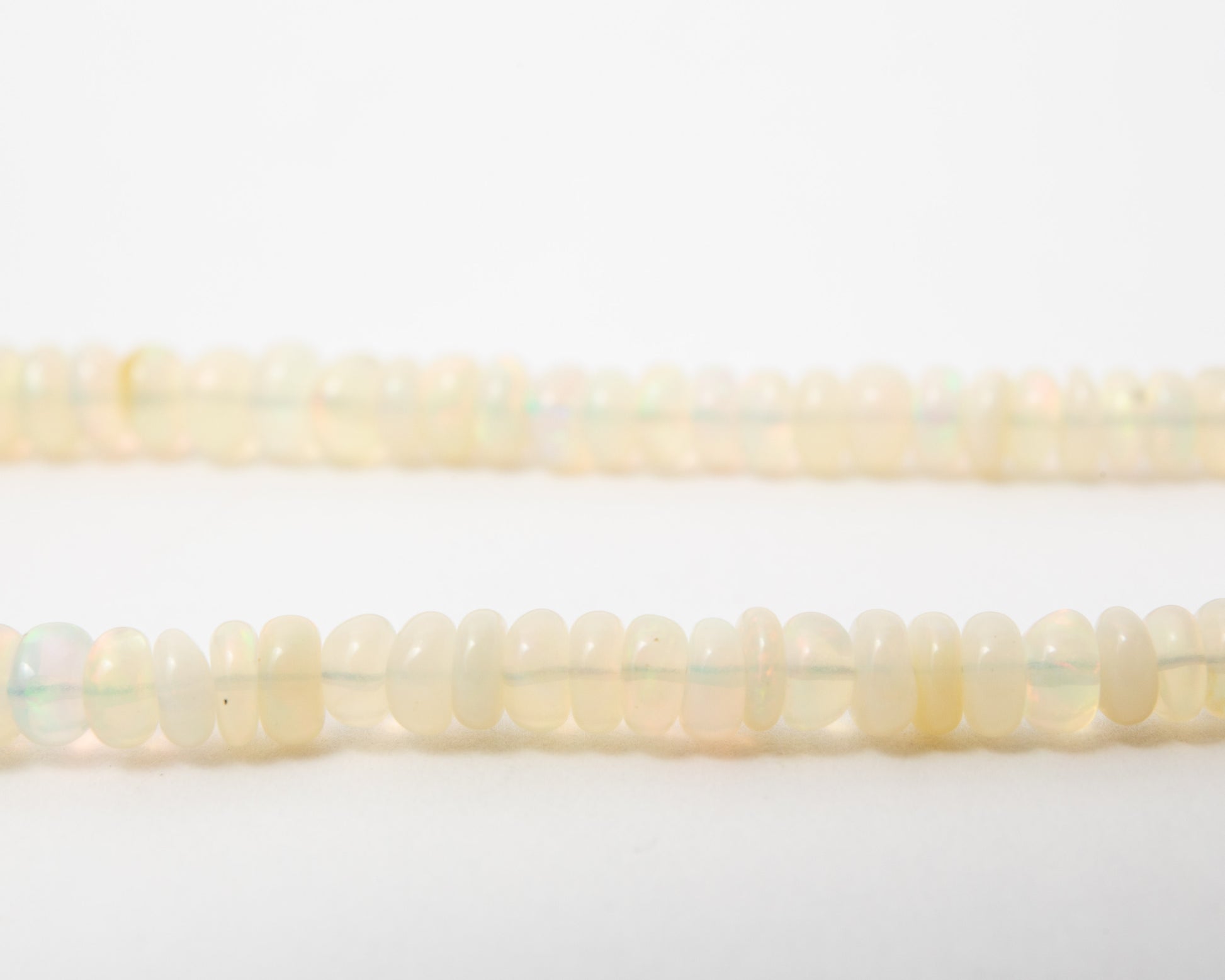 Necklace White Opal - 45cm