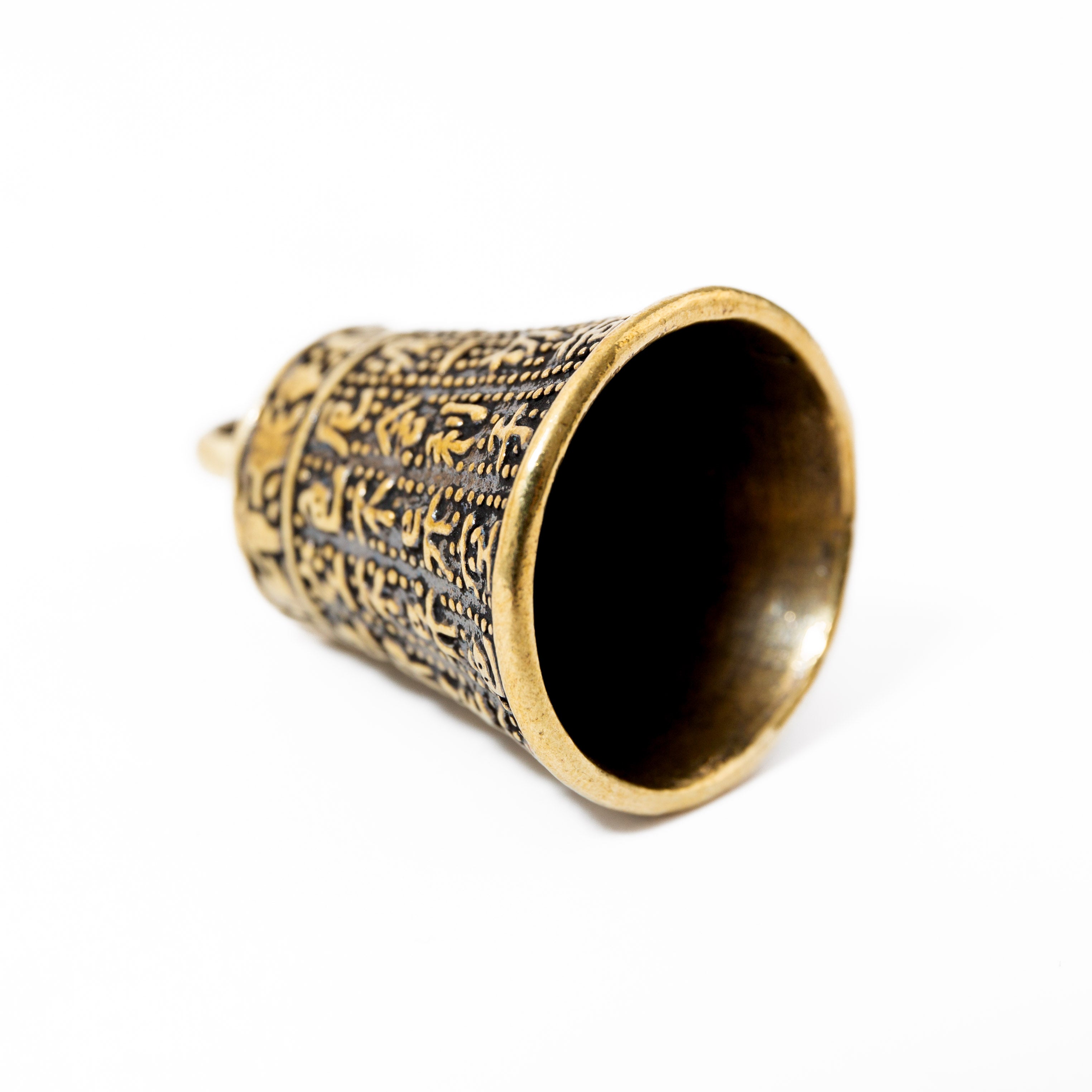 Guan Yin Szív Szútra Harang - Sárgaréz Medál 4cm