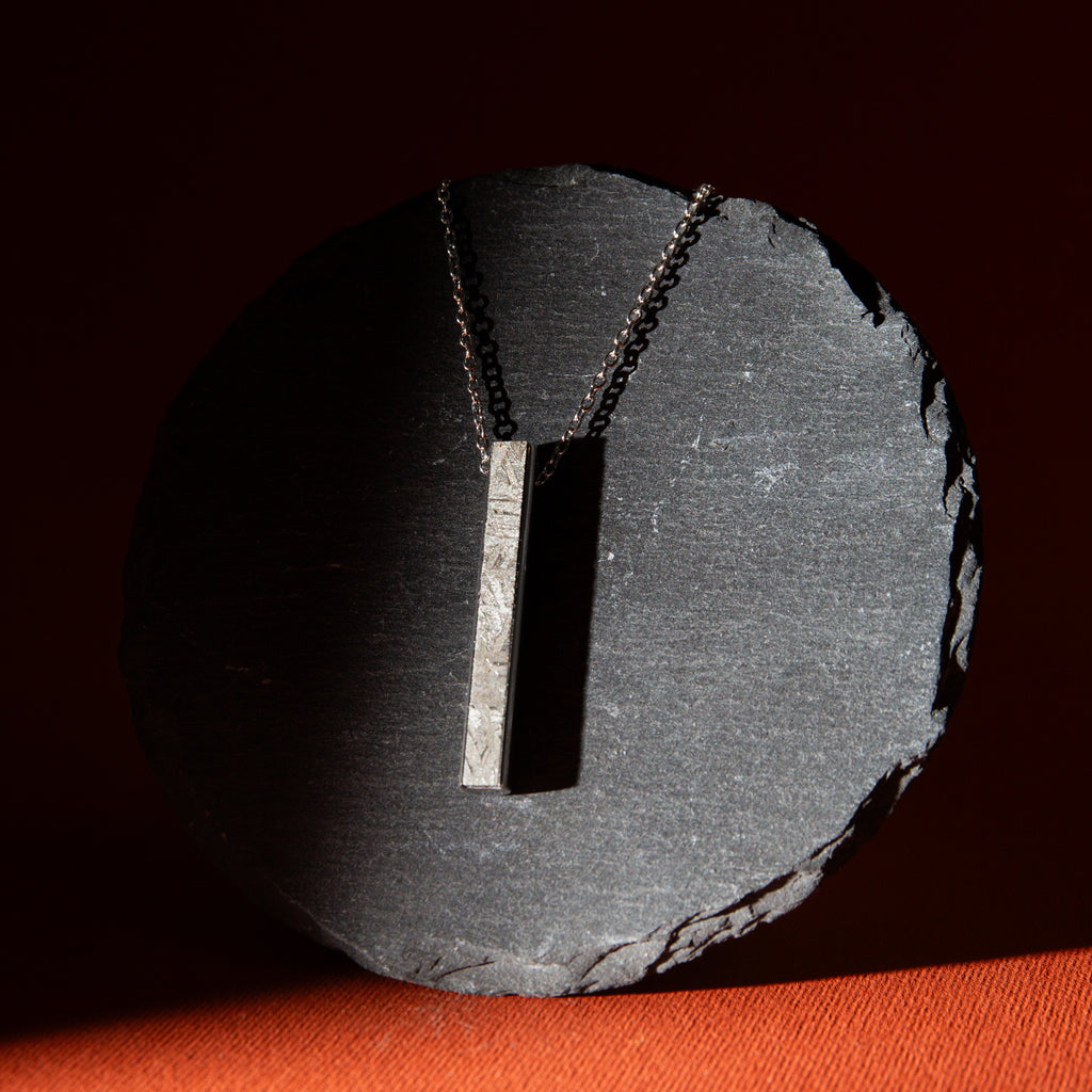 Altai Meteorit Medál Lánccal 30 cm -P3E