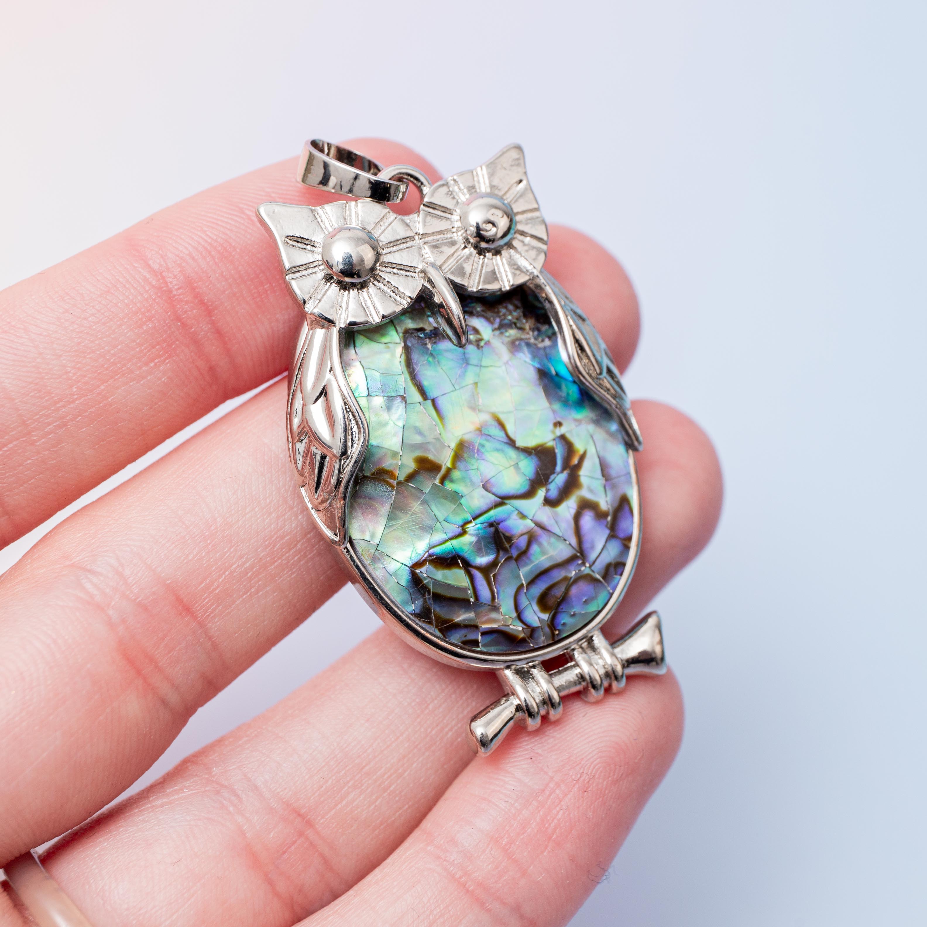 Abalone Shell Pendant - Owl 4.5cm