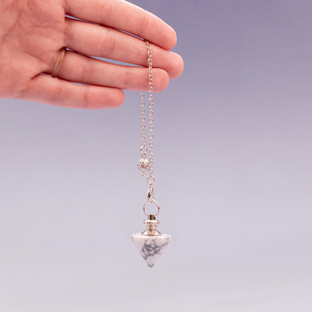 Howlite Pendulum - 21cm
