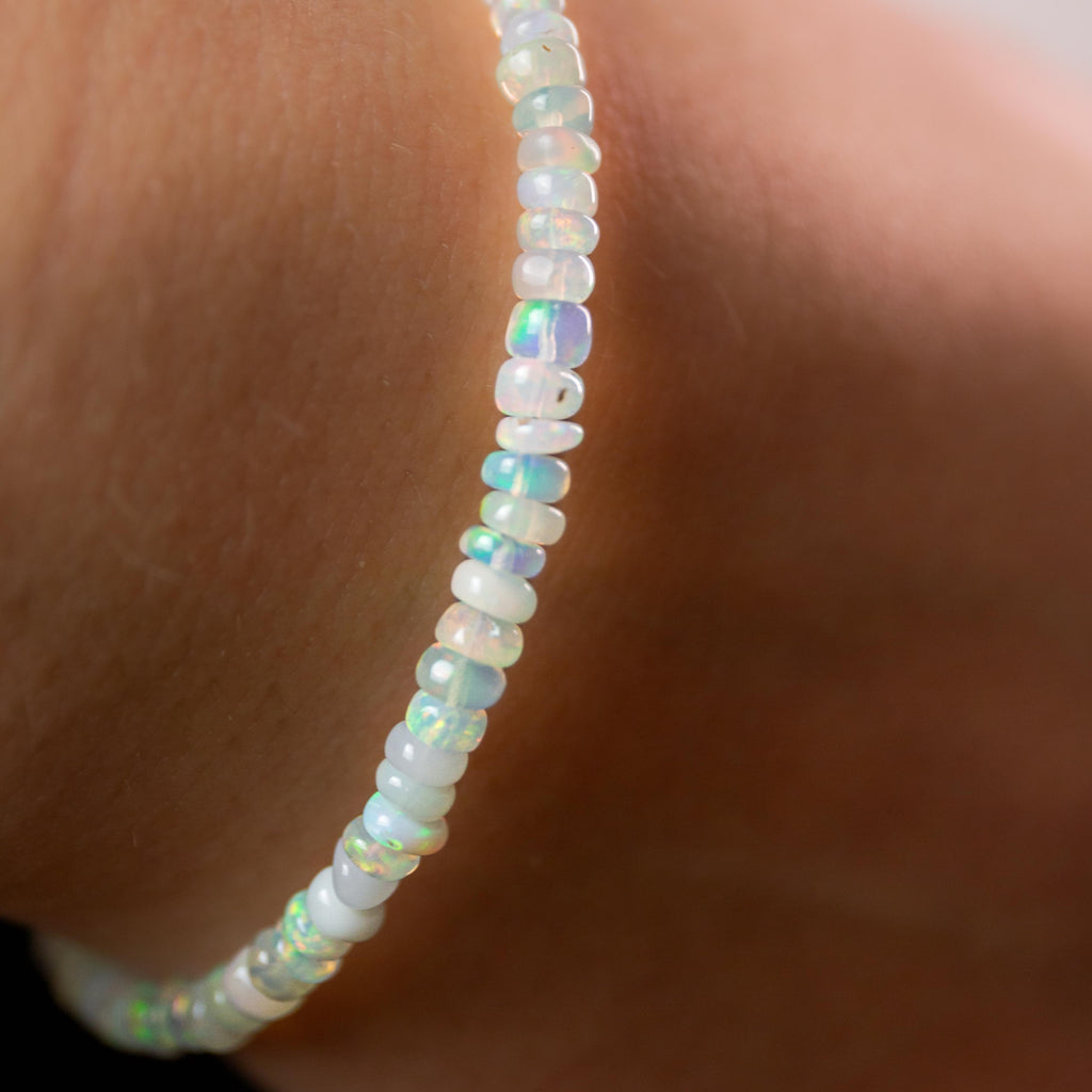Noble Opal Bracelet - 3-4mm/18cm (A)