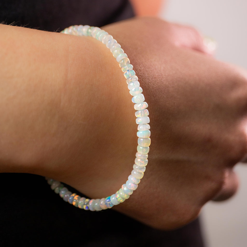 Noble Opal Bracelet - 4-5mm/19.5cm (C)