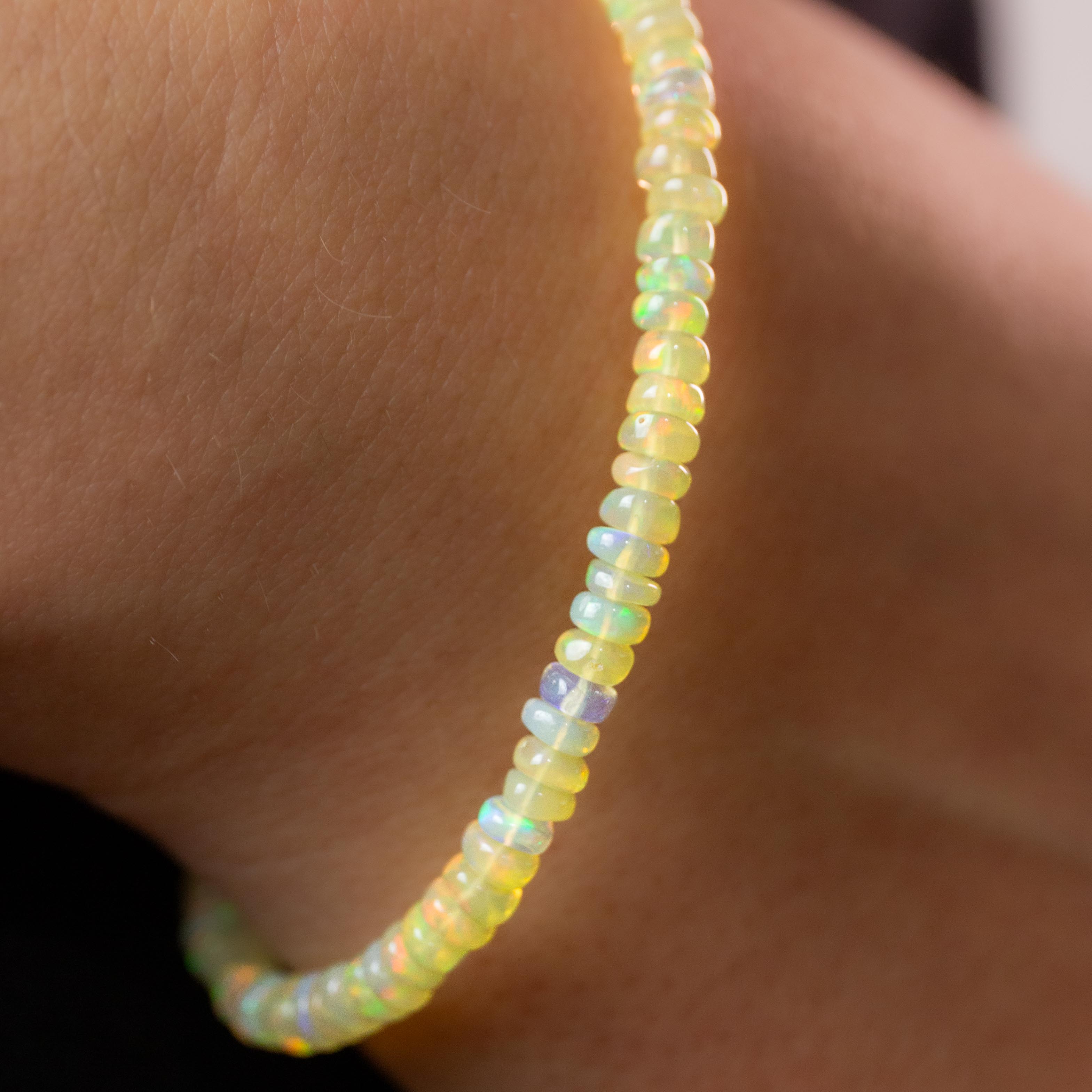 Noble Opal Bracelet - 4mm/19cm (E)