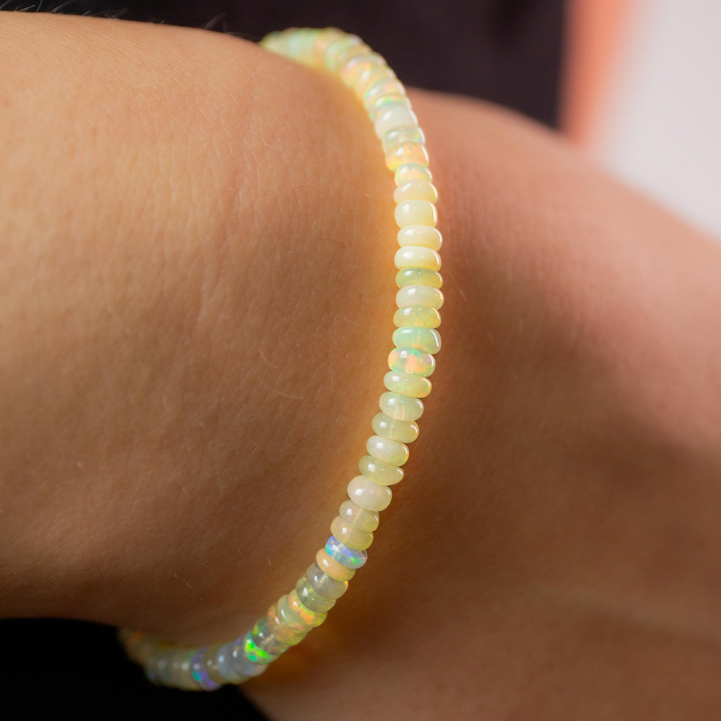 Noble Opal Bracelet - 2-4mm/17cm (F)