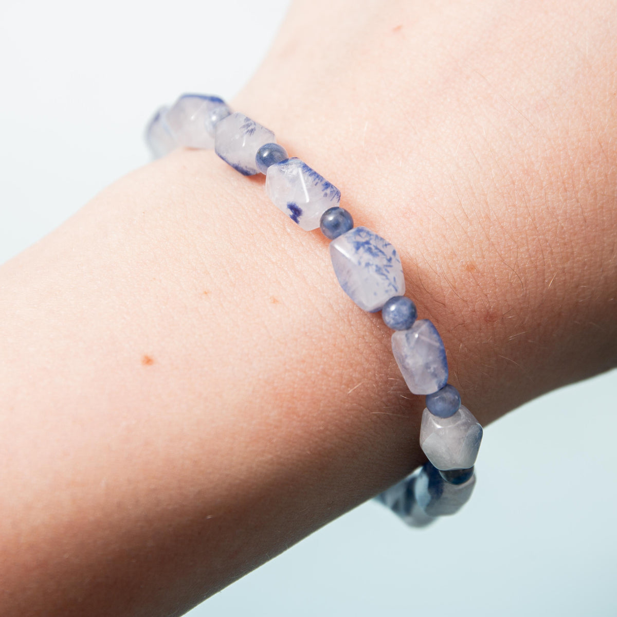 Dumortierite Quartz Bracelet - 4mm 17cm (C)
