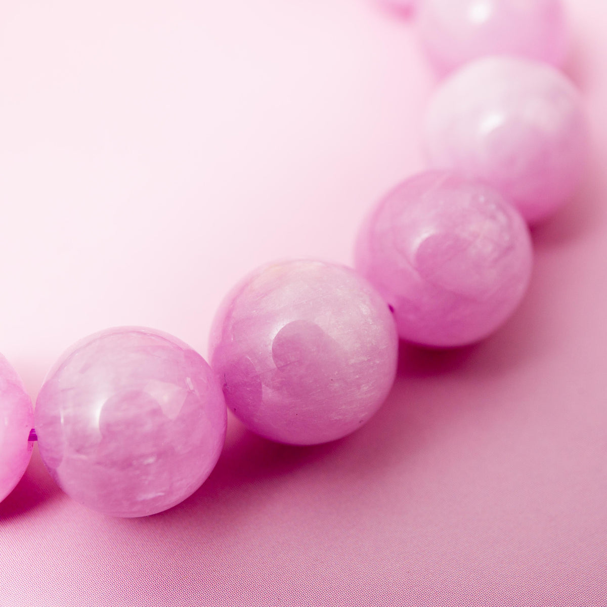 Kunzite Premium Bracelet - 14 mm 17cm (B)
