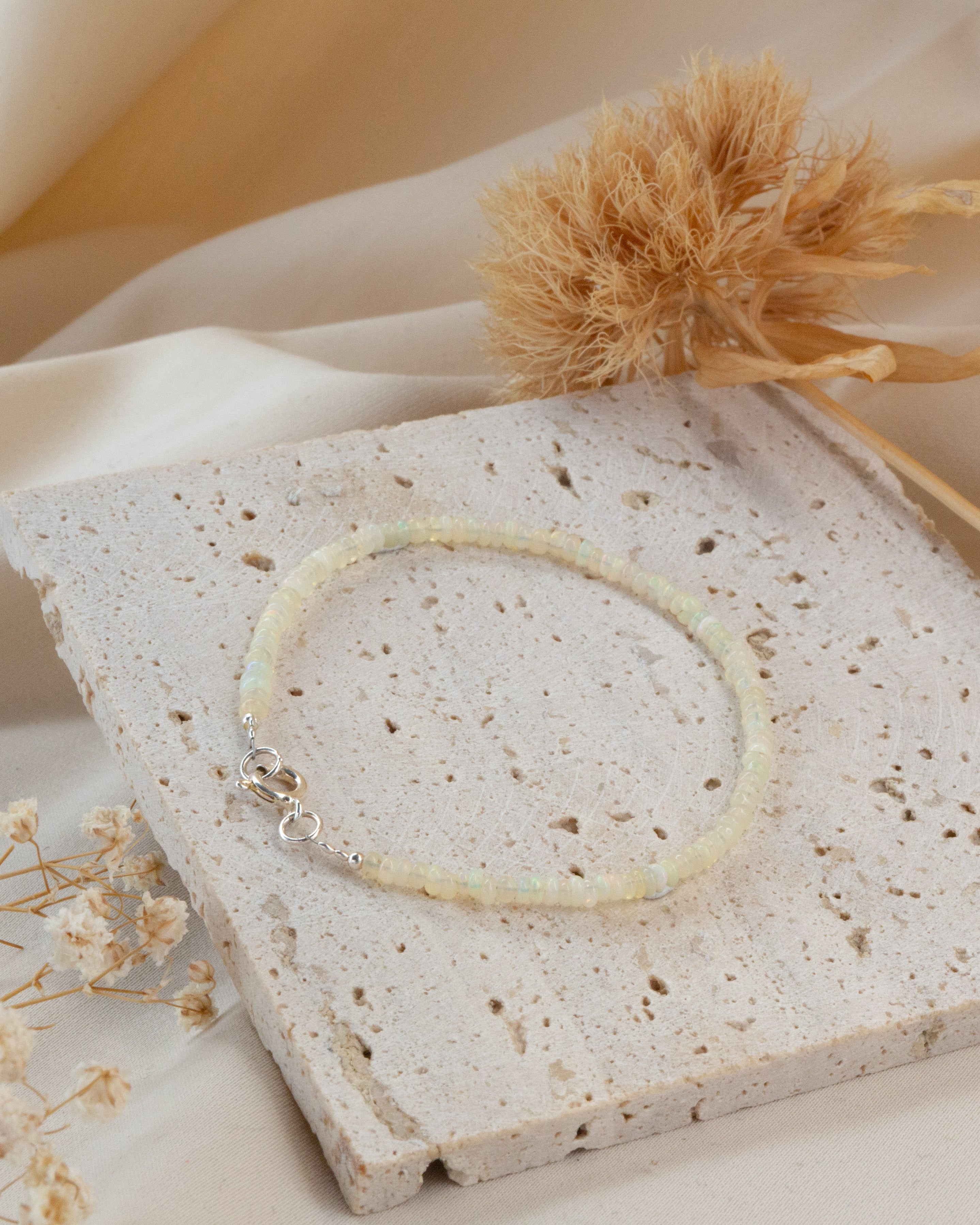 White AA Opal 2x1.5mm