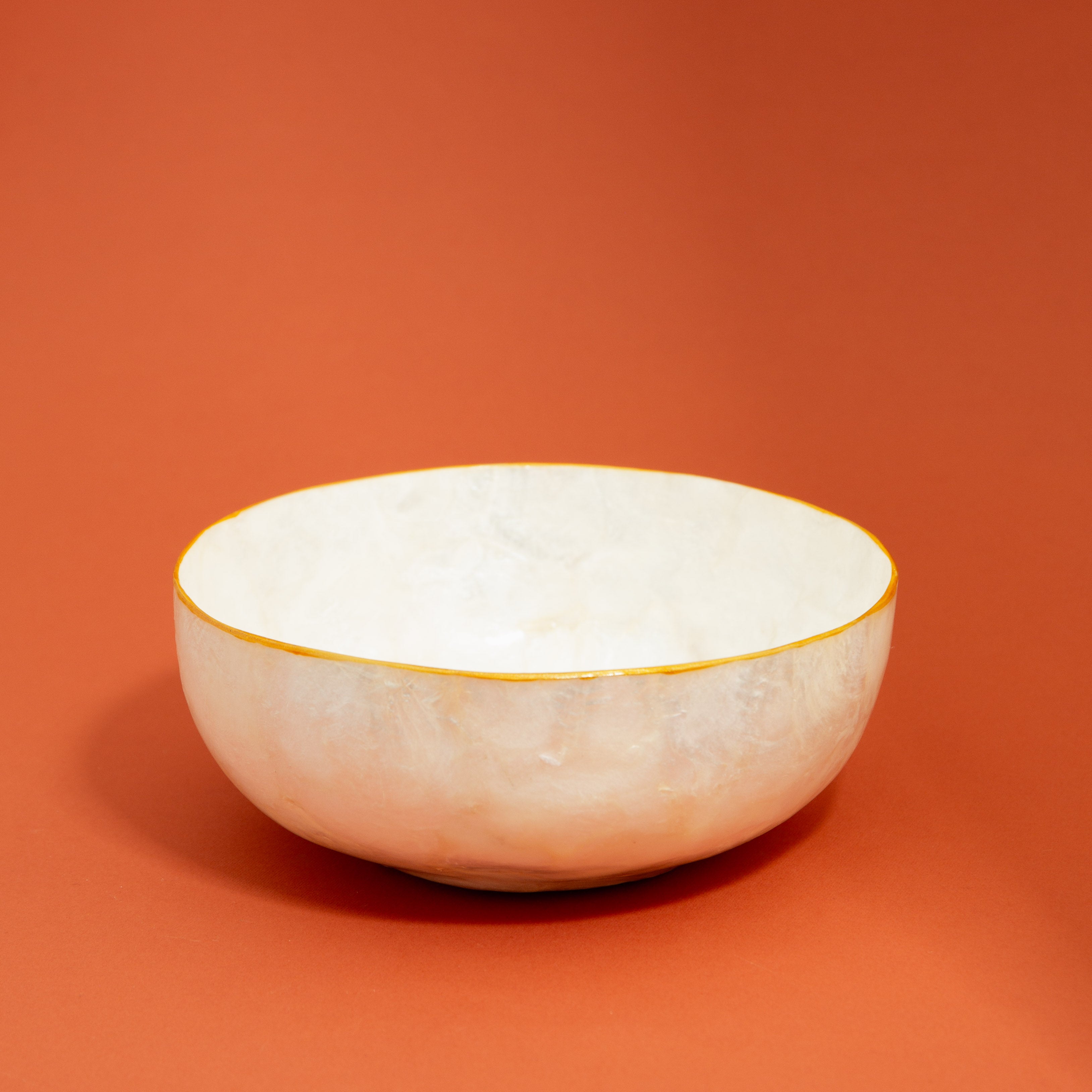 Mother of pearl Bowl (19cm)- Balinese Collection