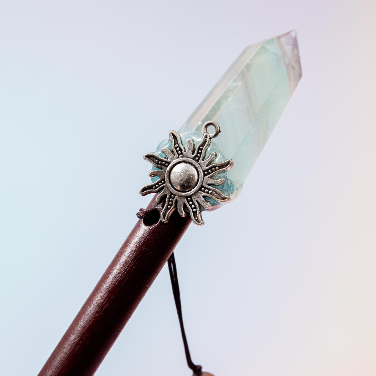 Fluorite Magic Wand / Peacock Feather - 32 cm 54 gr (B)