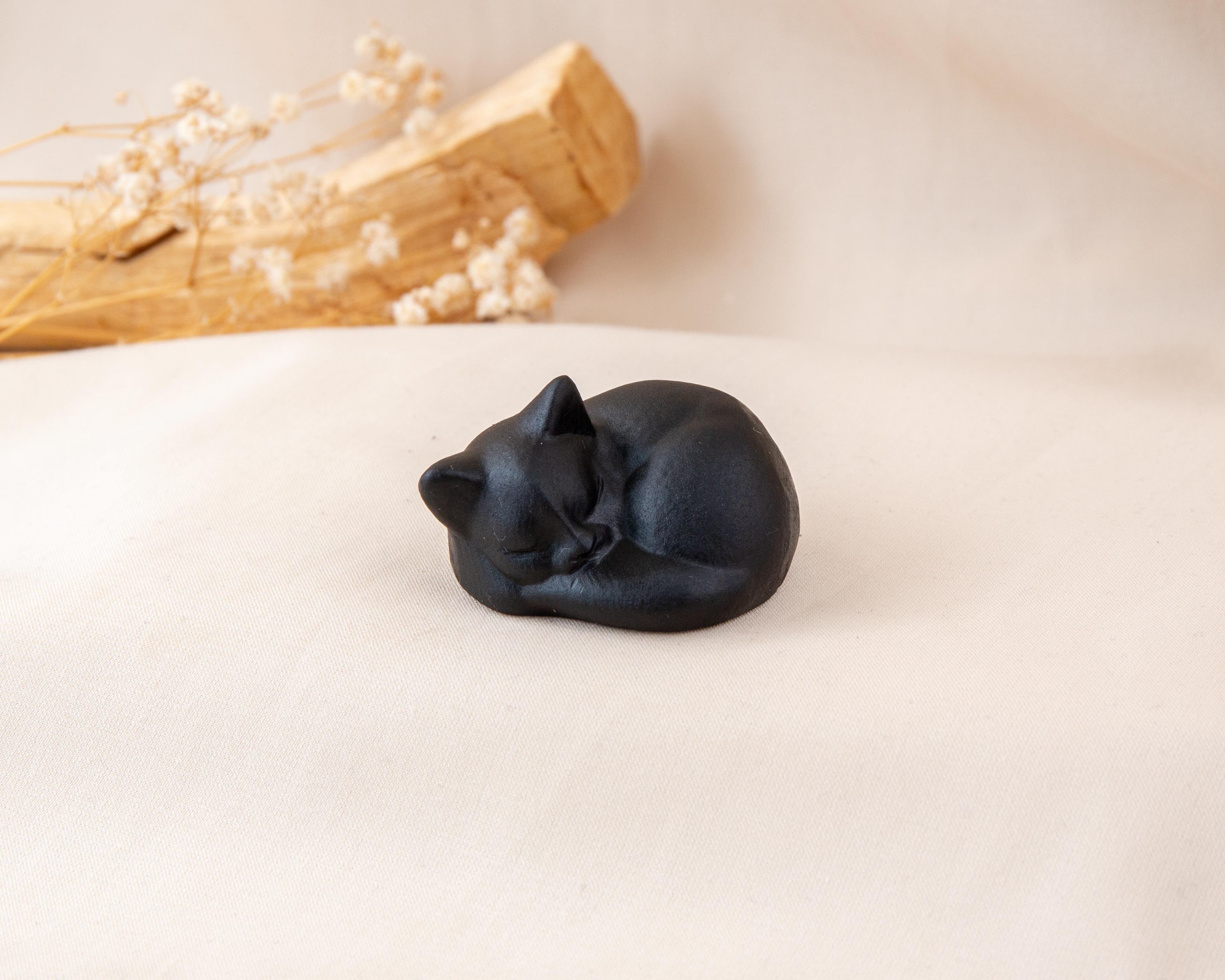 Cat– 4.5cm Crystal Carving