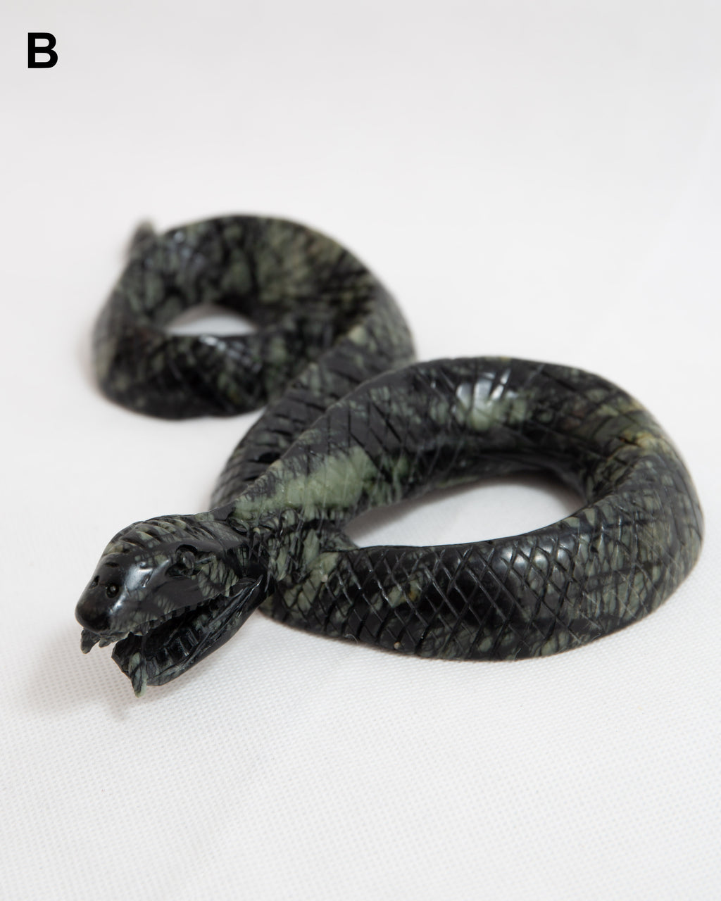 Kígyó Faragvány / Snake Carving B
