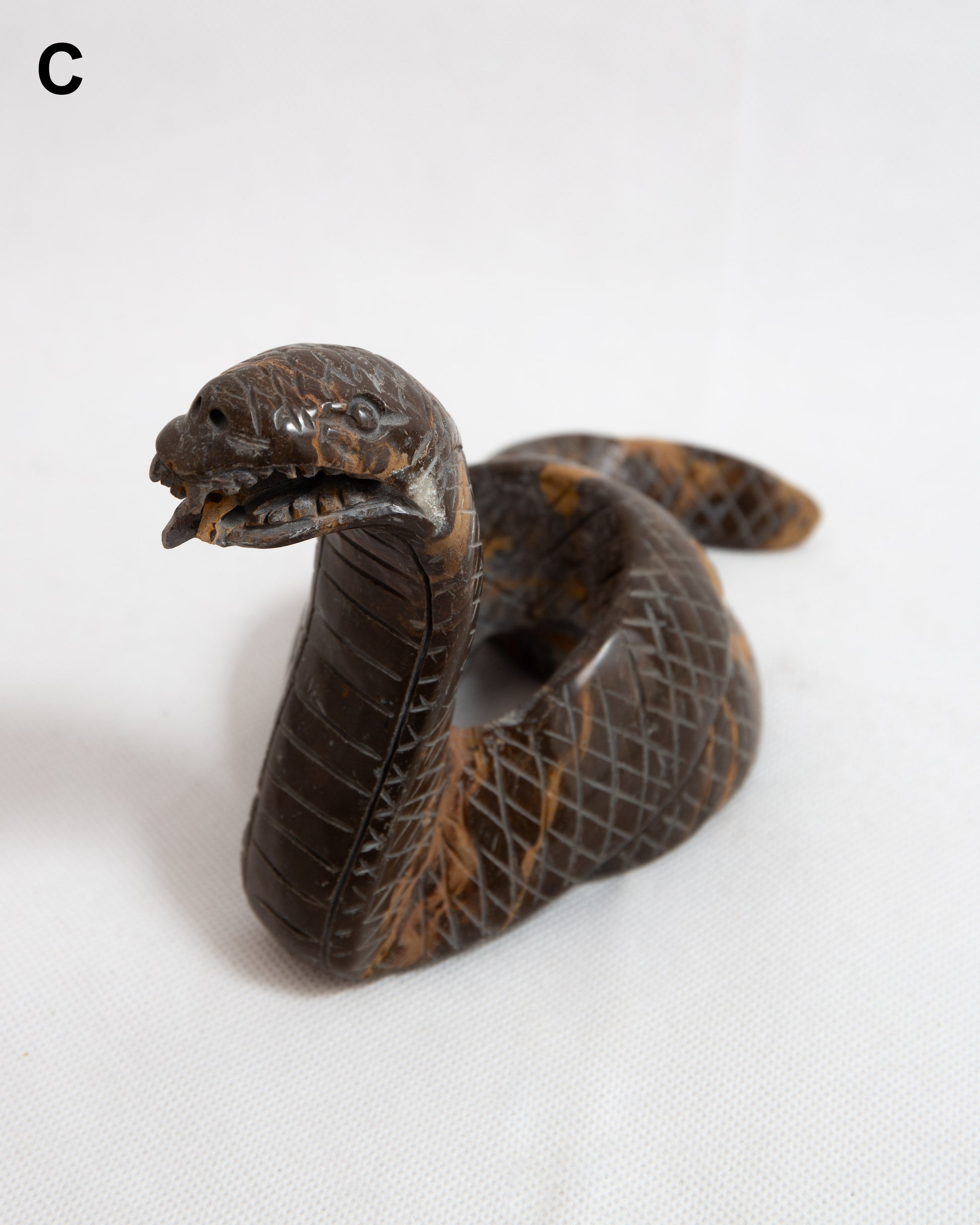 Kígyó Faragvány / Snake Carving C