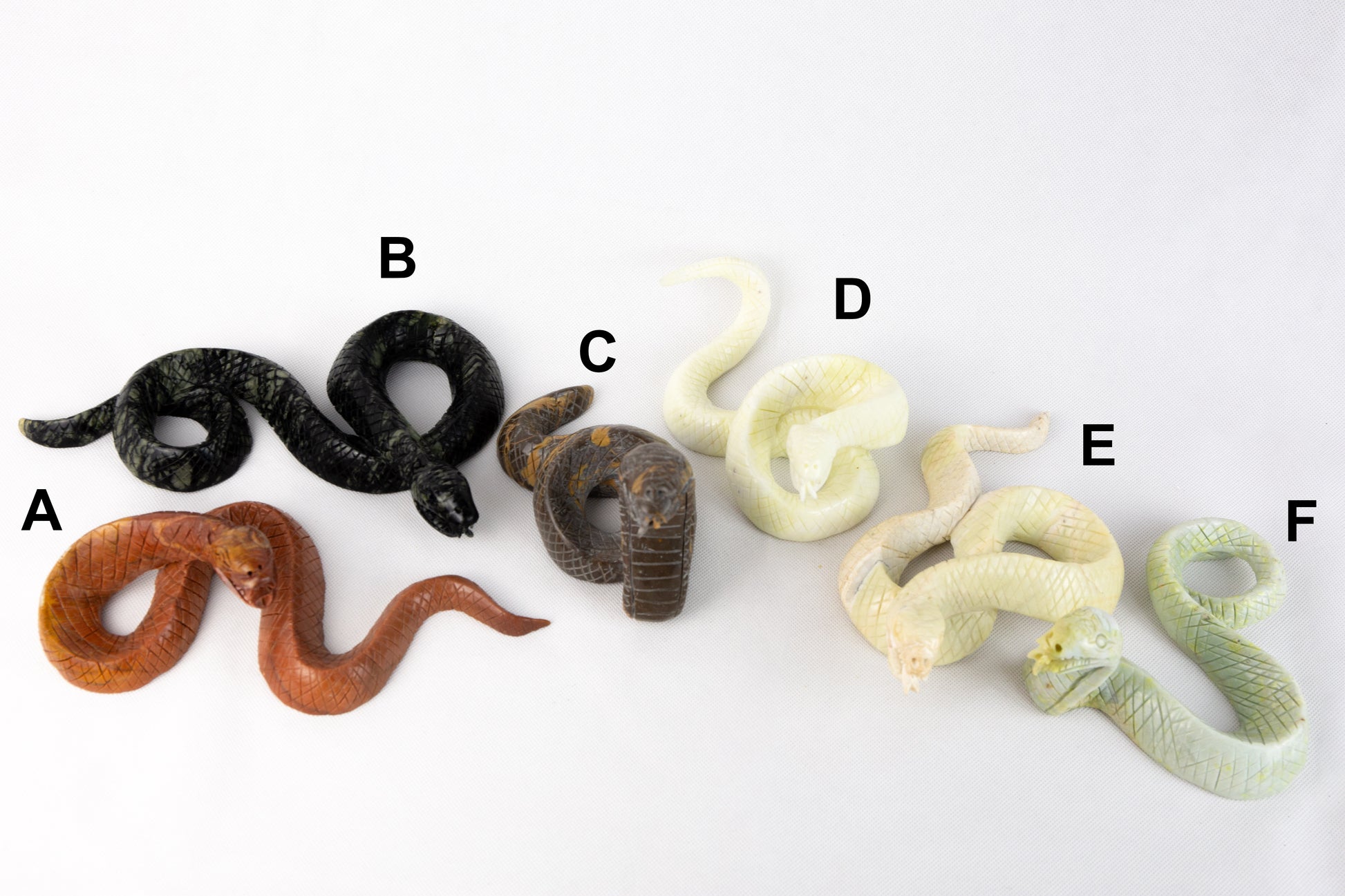 Kígyó Faragvány / Snake Carving