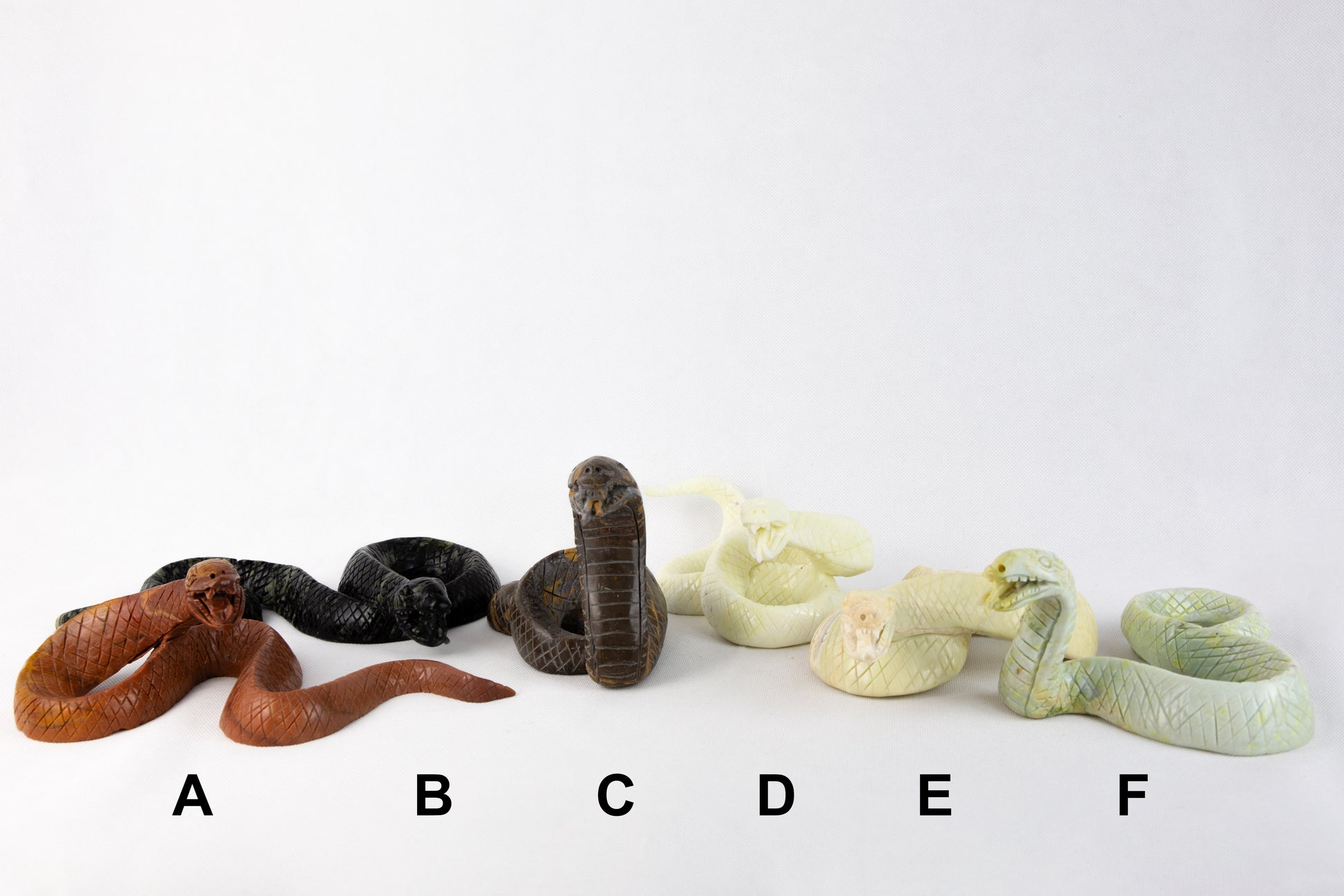 Kígyó Faragvány / Snake Carving