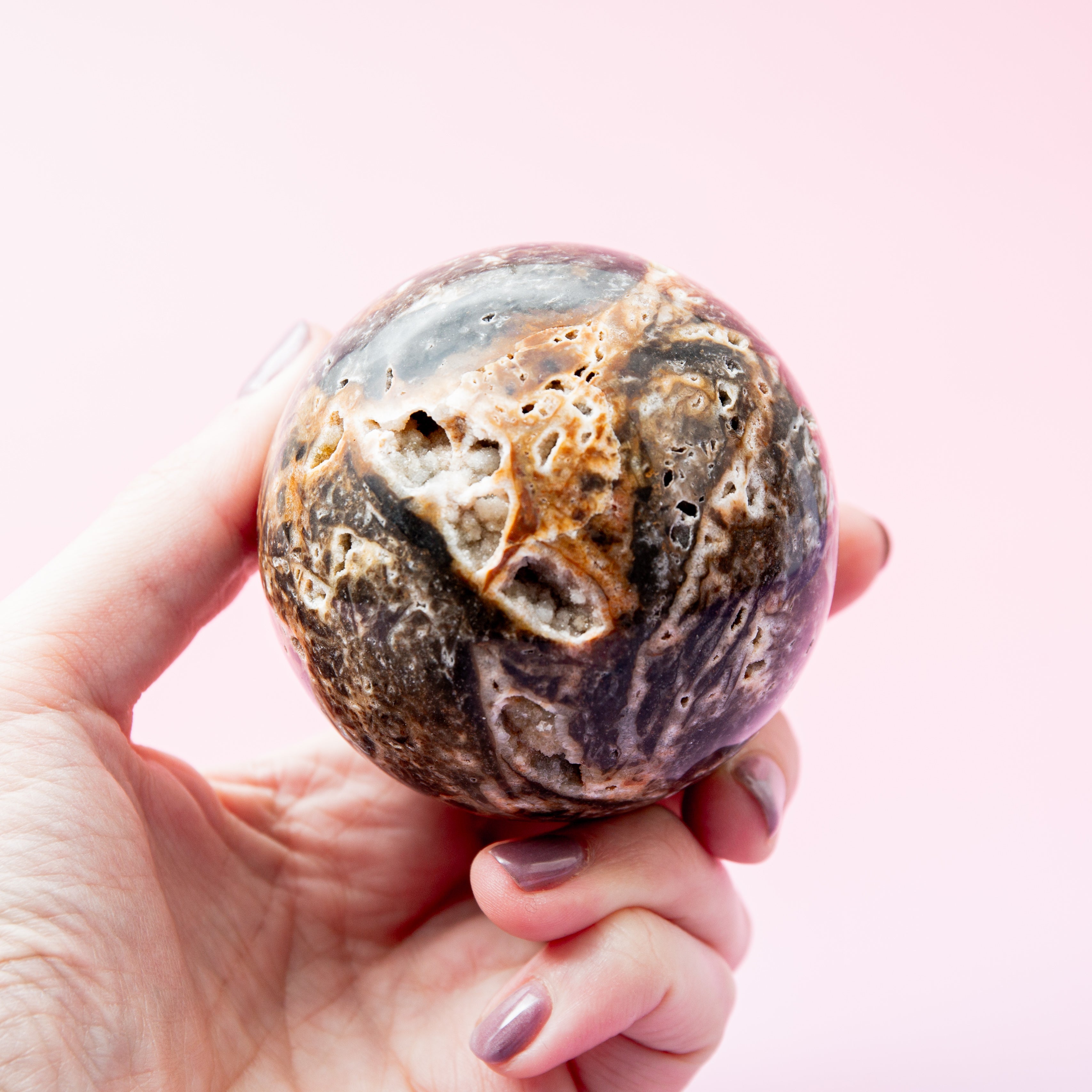 Kvarcit Golyó - 63mm/390g